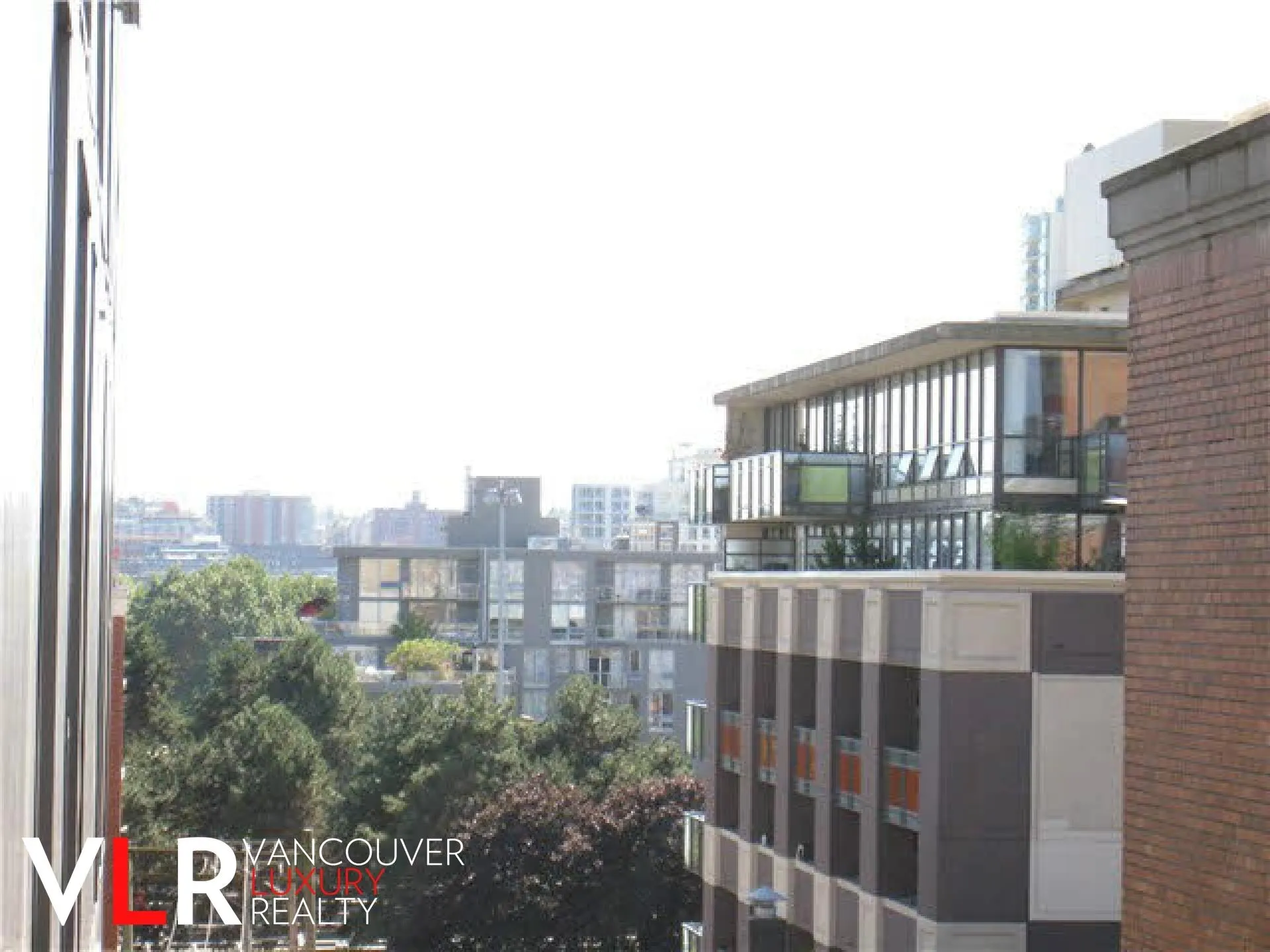 219 E Georgia Street #803
