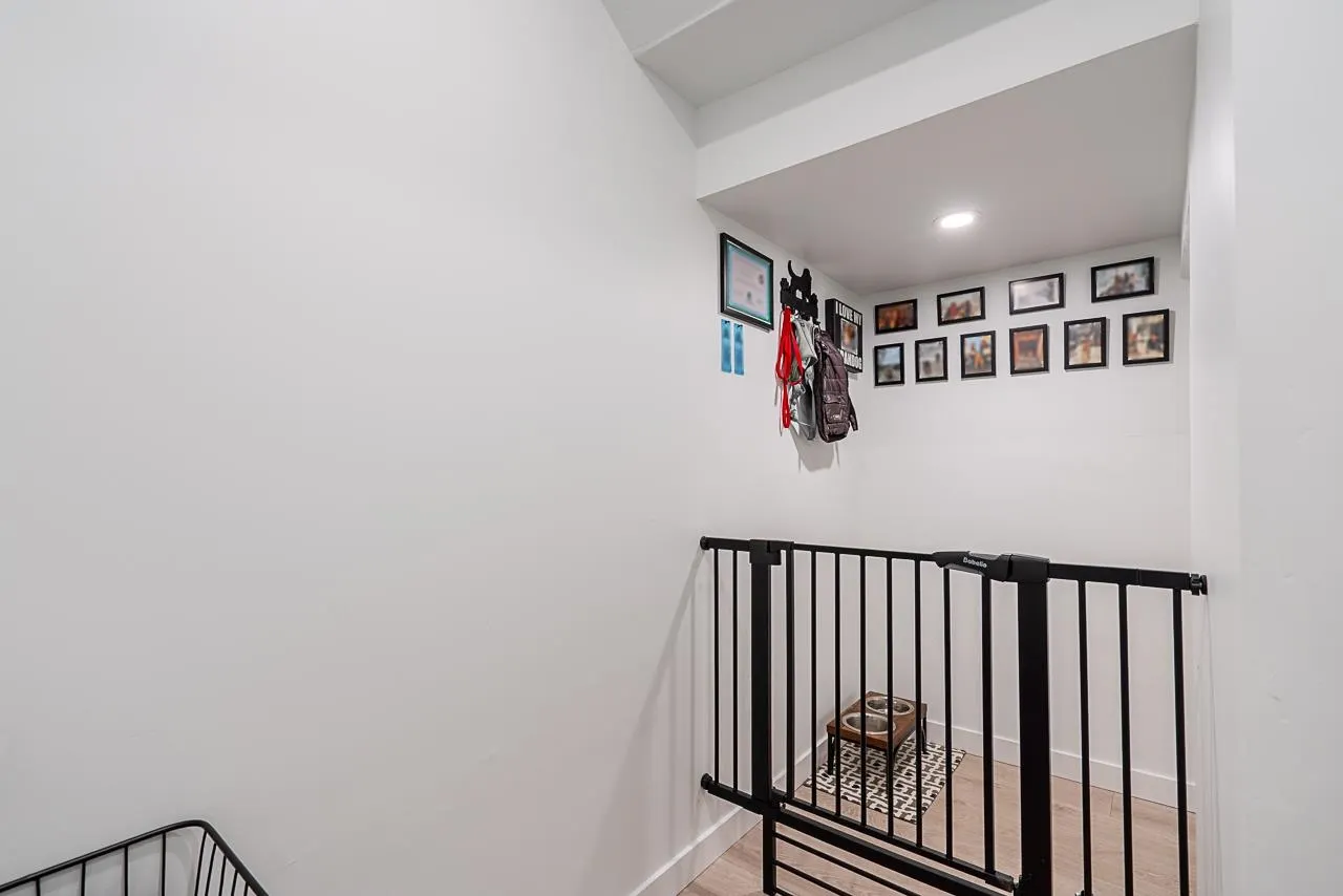 19577 65b Avenue #105