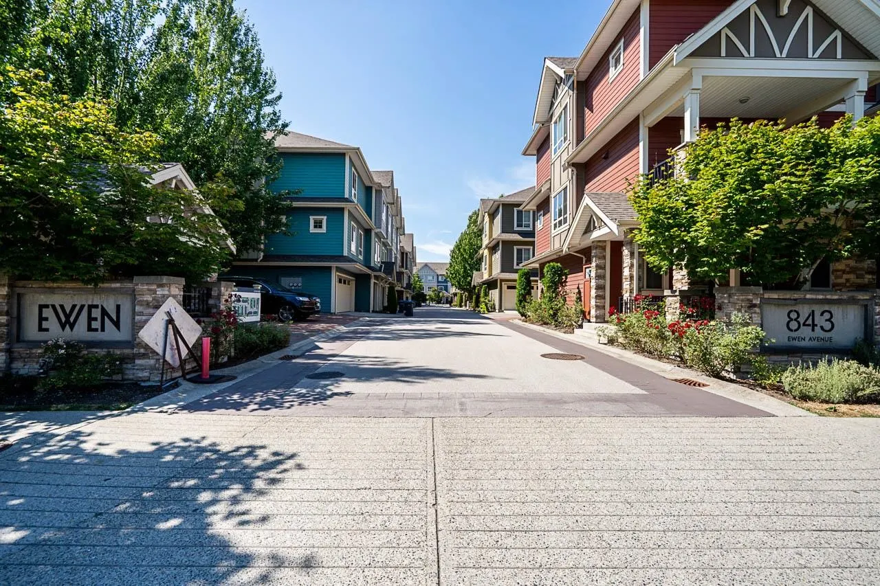 843 Ewen Avenue #32