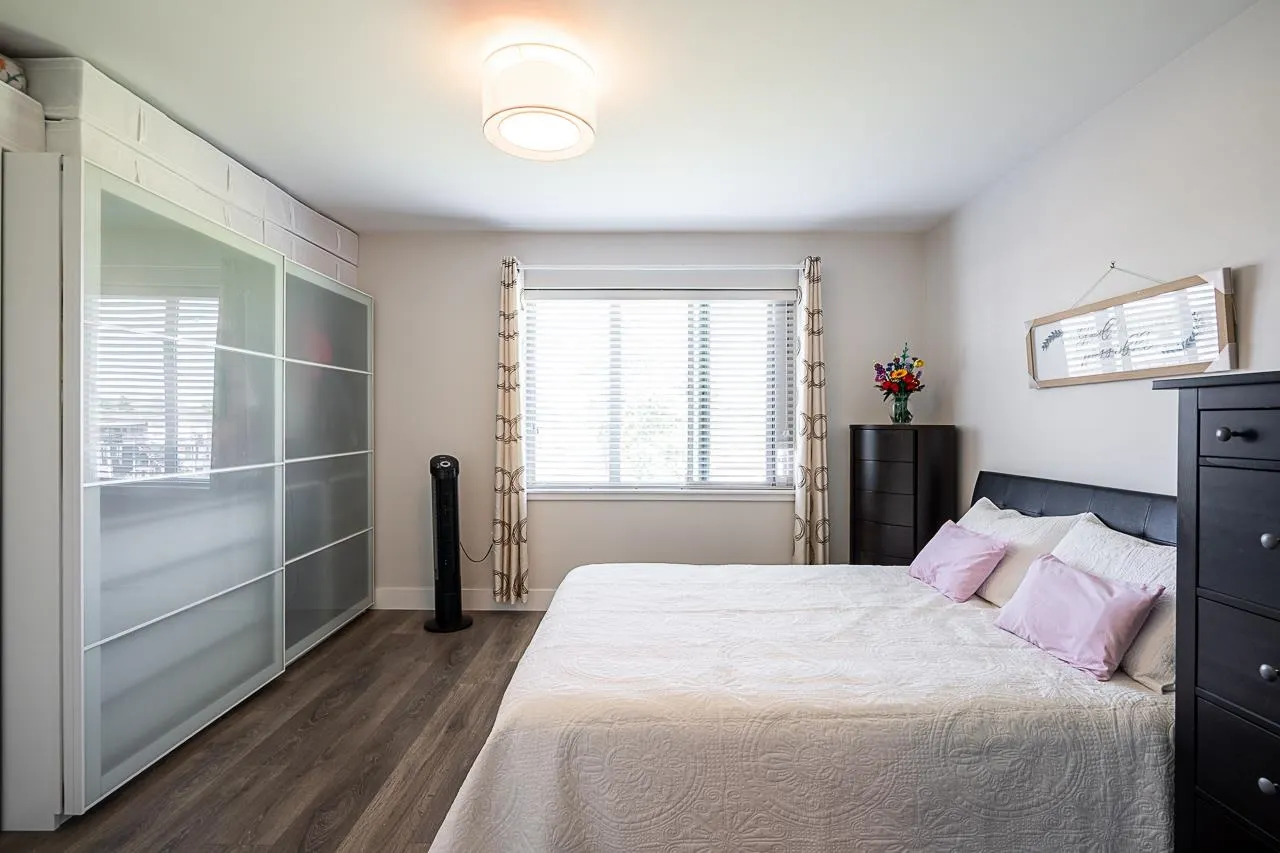 843 Ewen Avenue #32