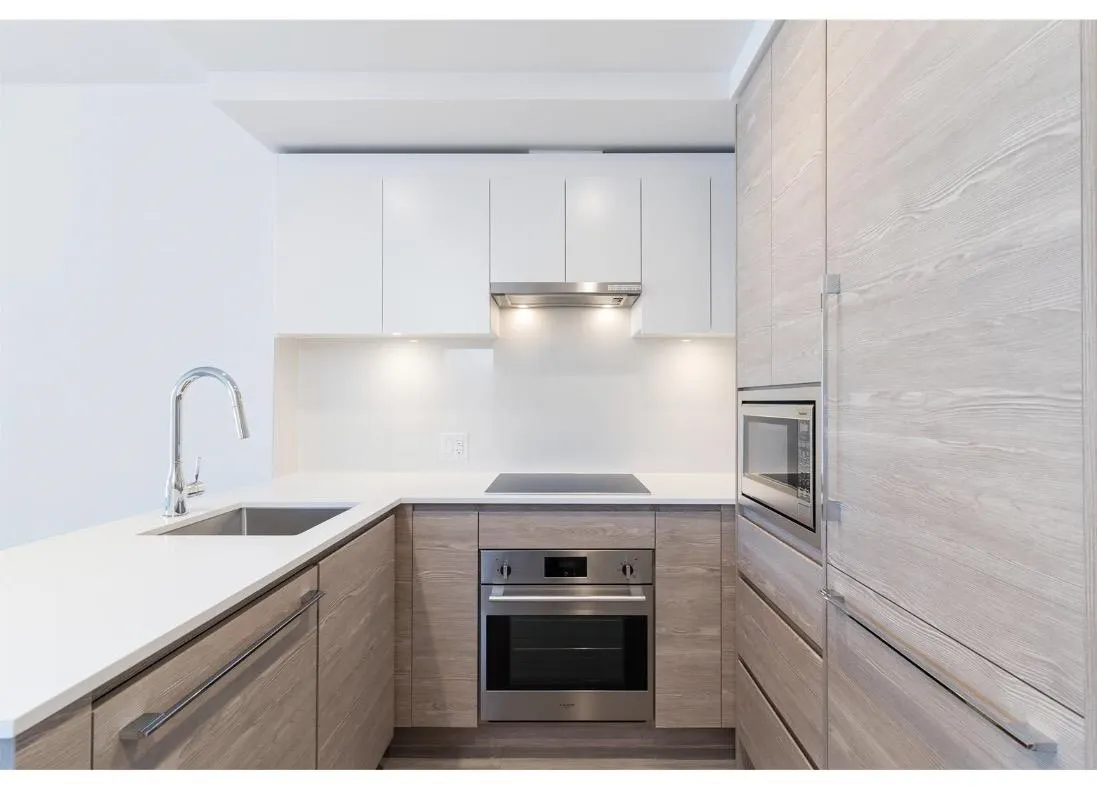 13655 Fraser Highway #605
