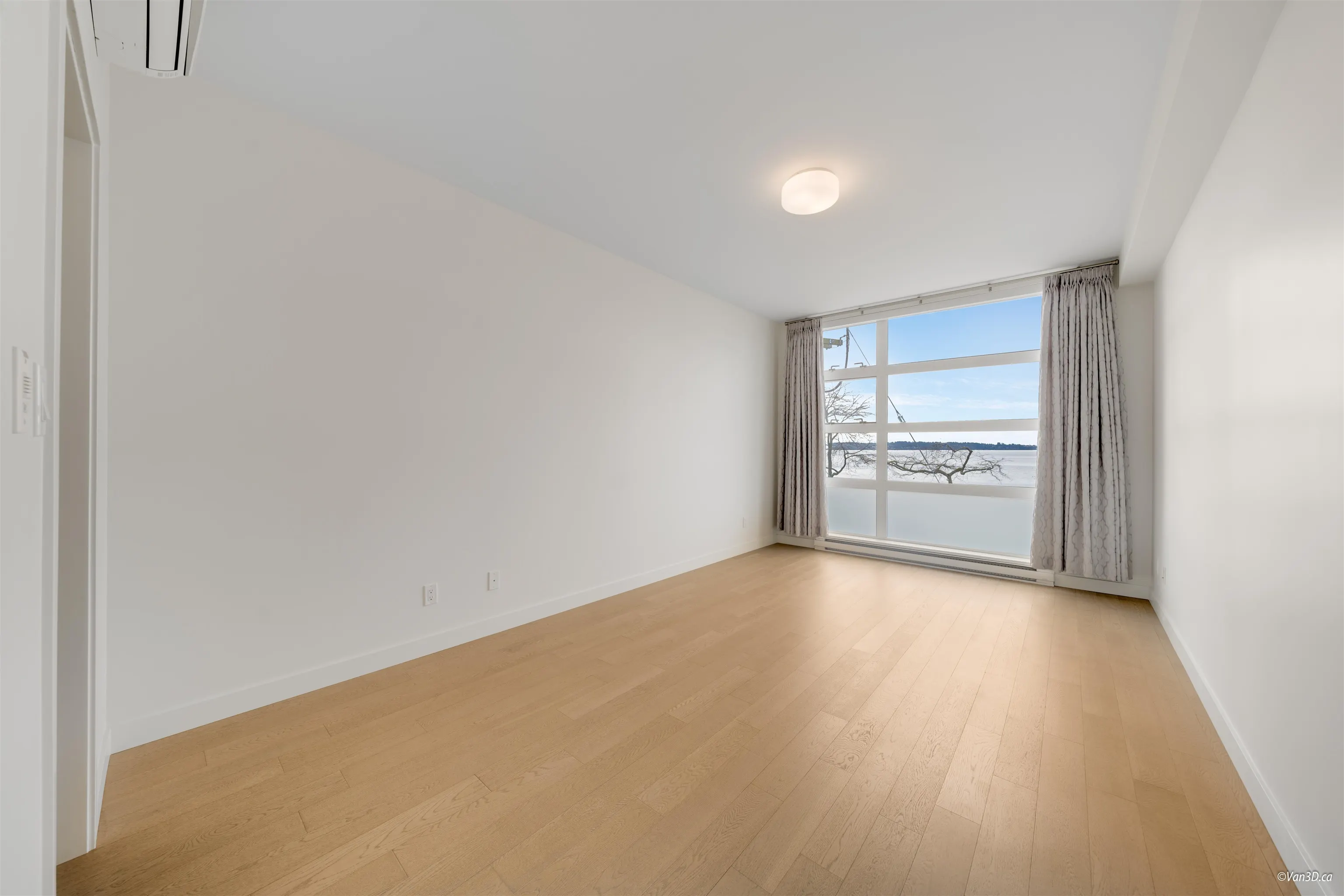 1150 Oxford Street #301