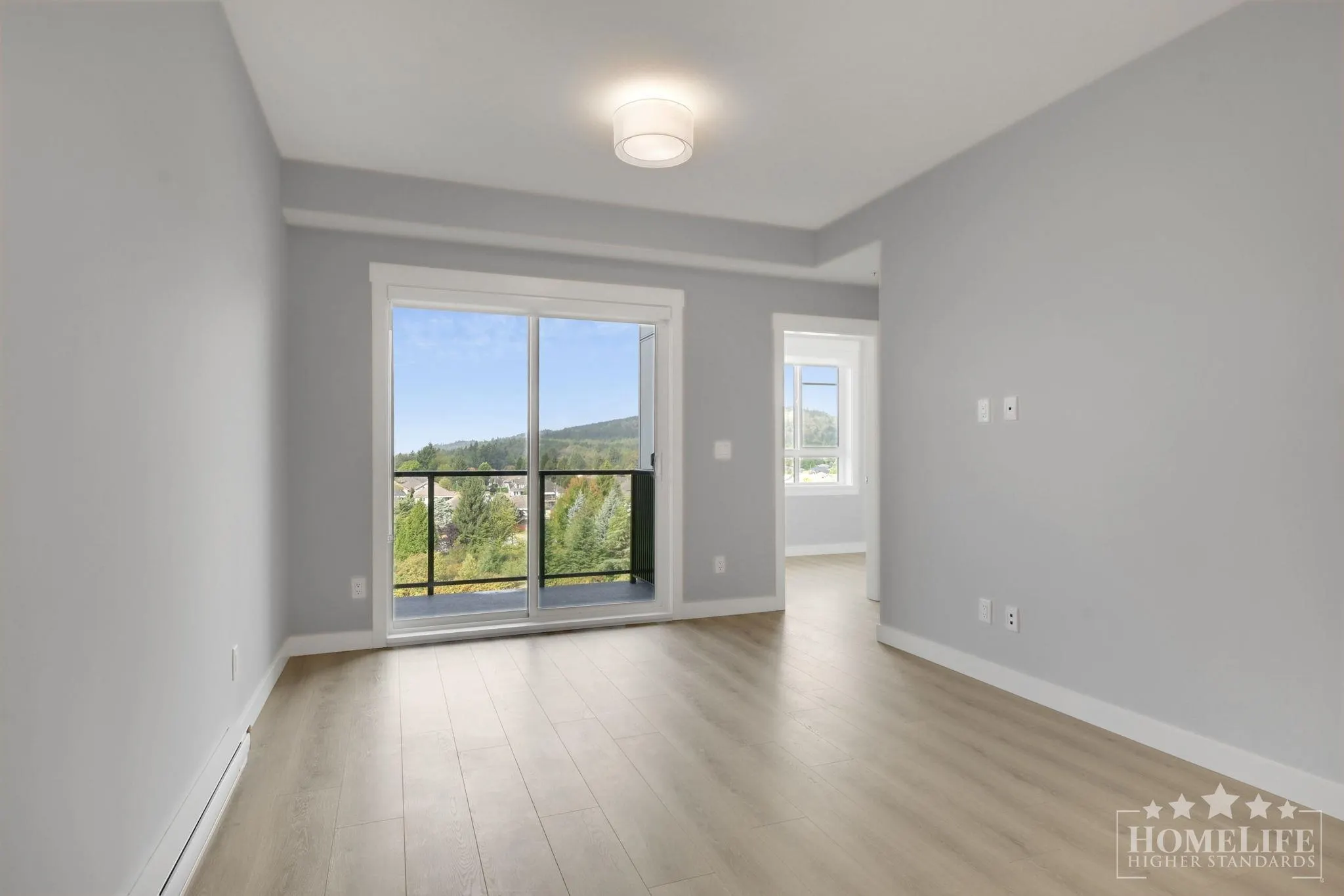 8423 Cedar Street #516