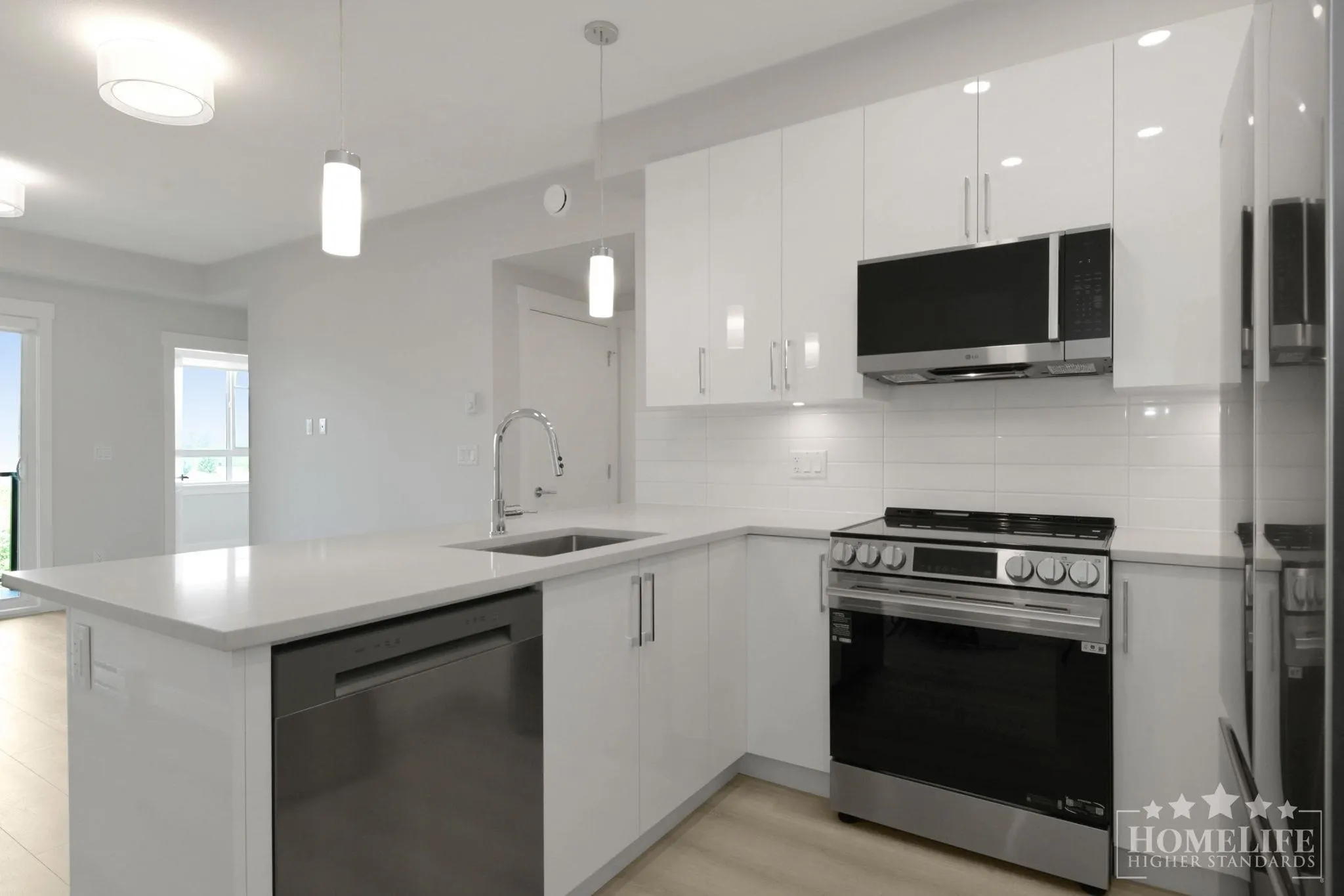 8423 Cedar Street #516