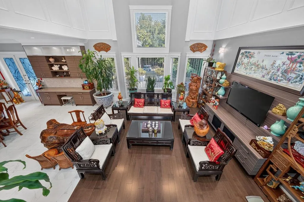 8828 Cooper Road