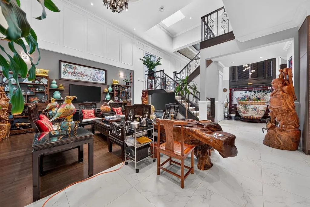 8828 Cooper Road
