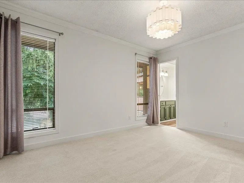 2470 Woodstock Drive