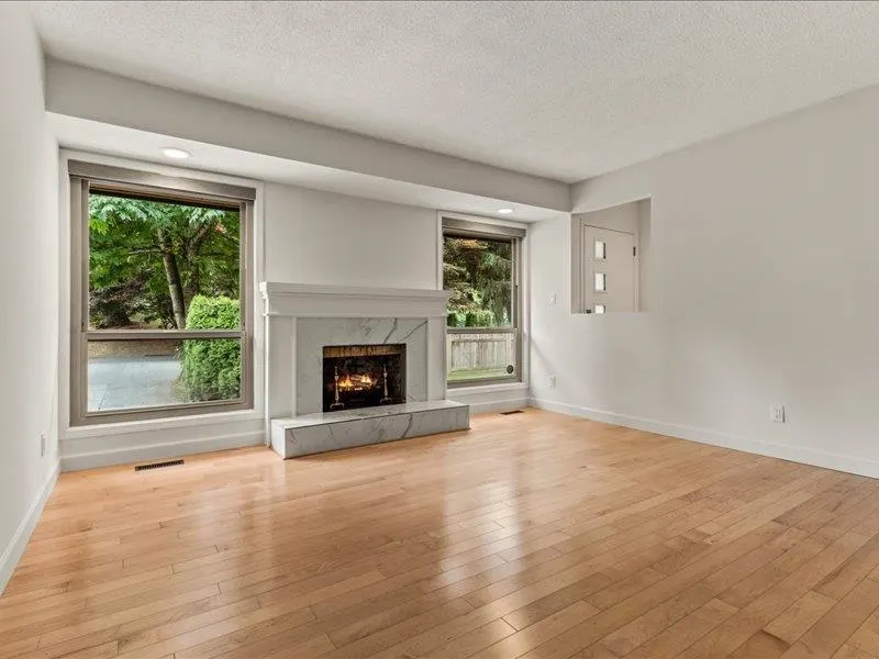 2470 Woodstock Drive