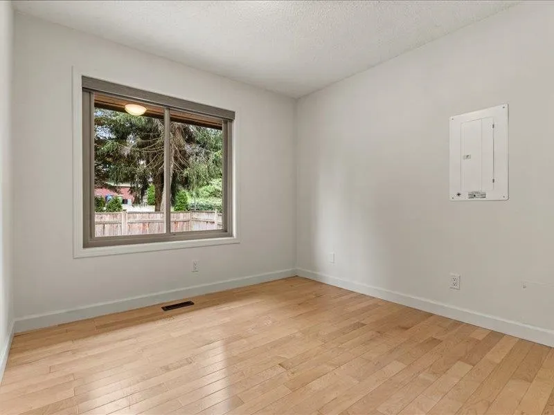 2470 Woodstock Drive