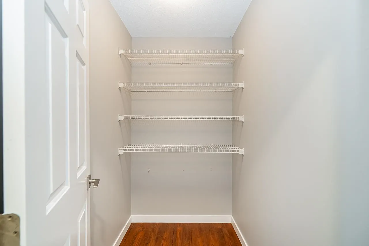 20391 96 Avenue #231