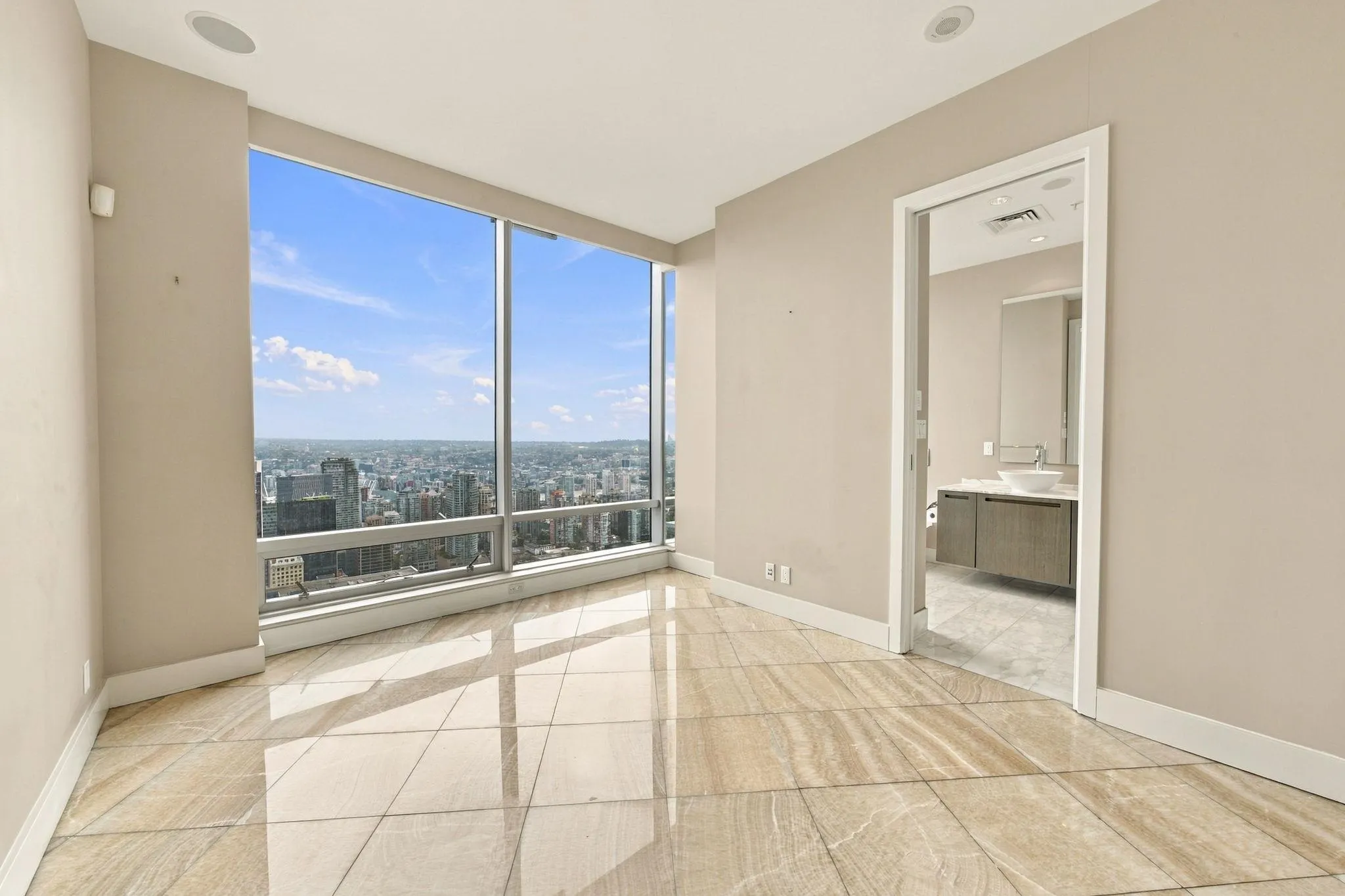 1128 W Georgia Street #5504