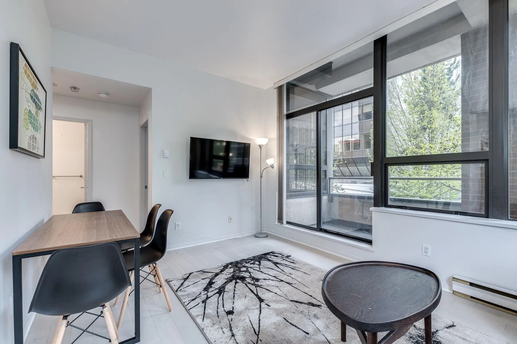 1010 Howe Street #201