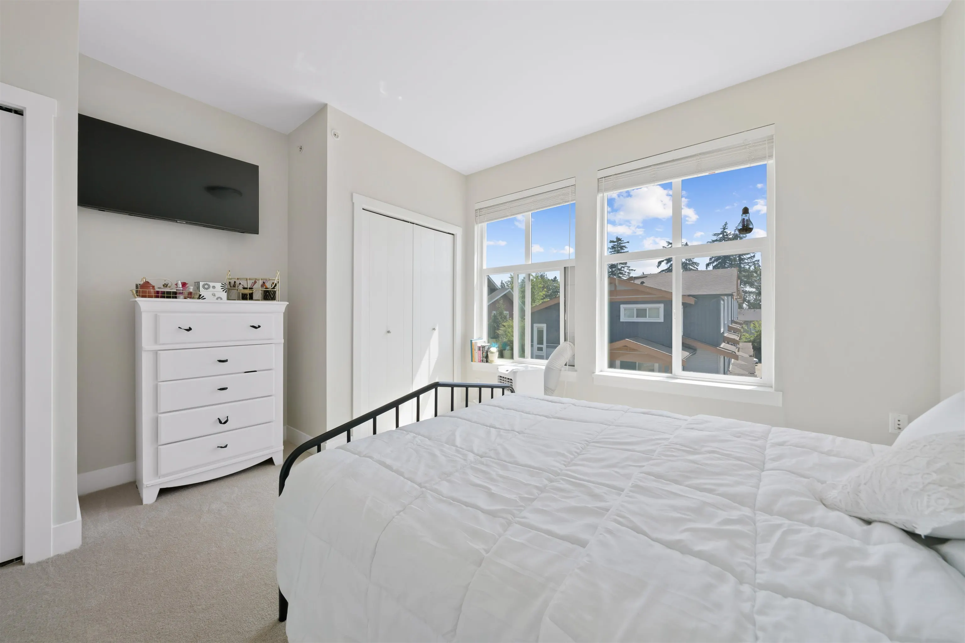 24086 104 Avenue #1