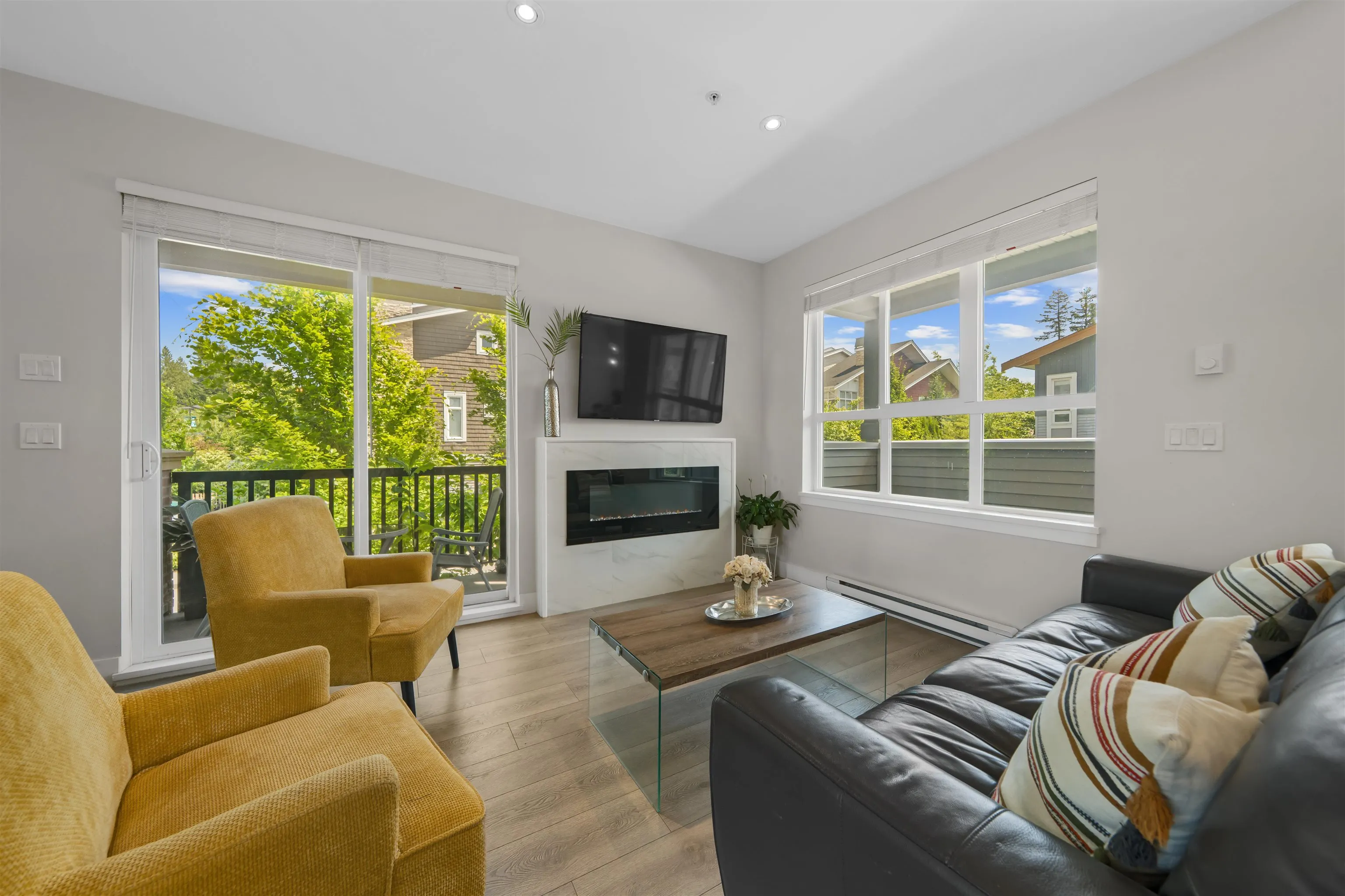24086 104 Avenue #1
