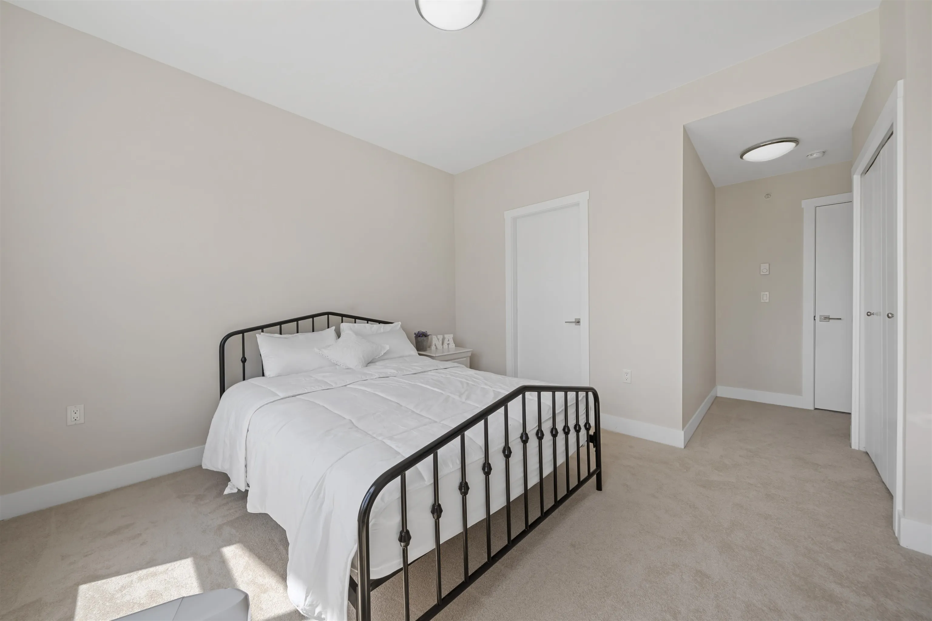 24086 104 Avenue #1
