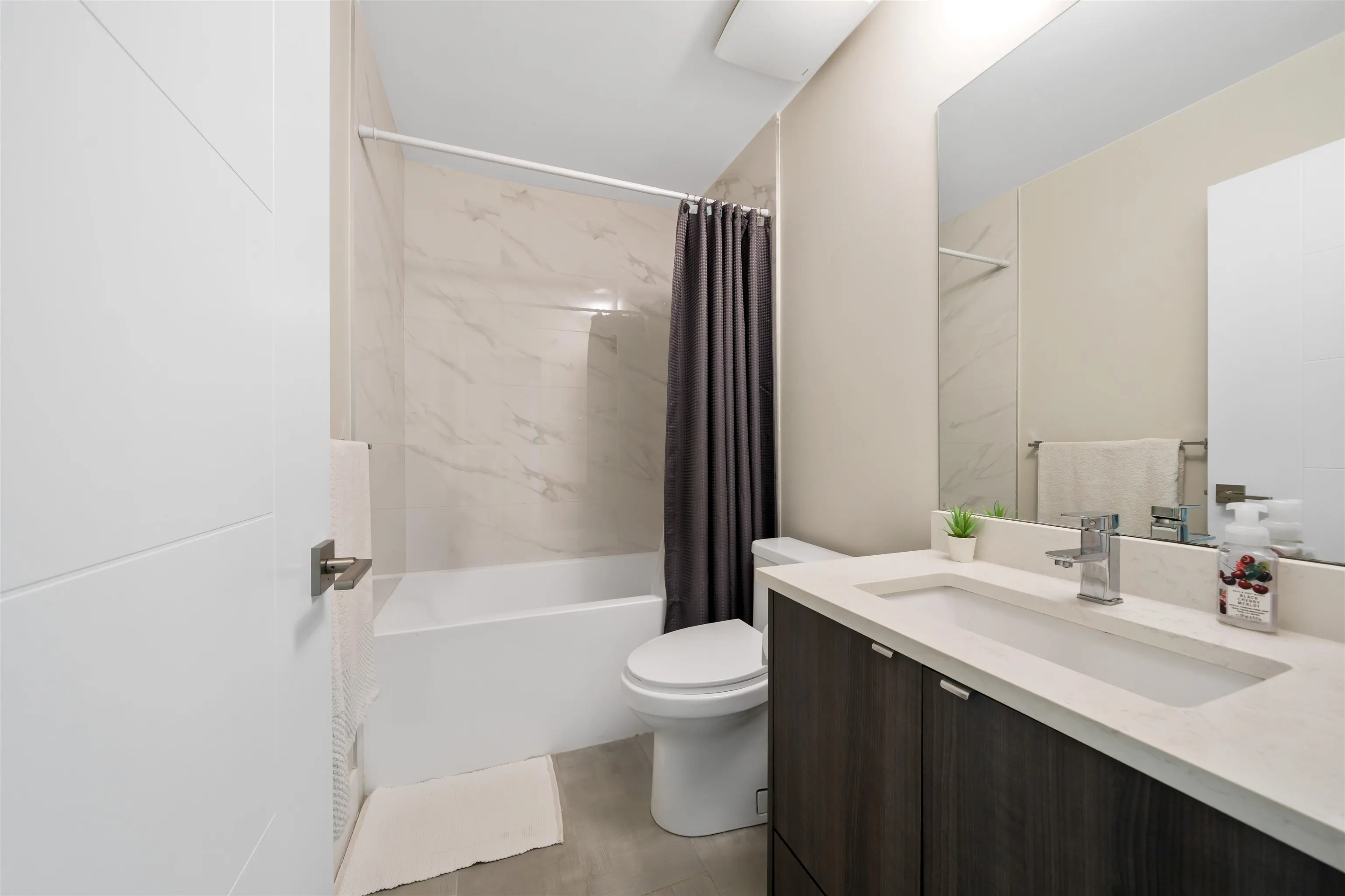 24086 104 Avenue #1