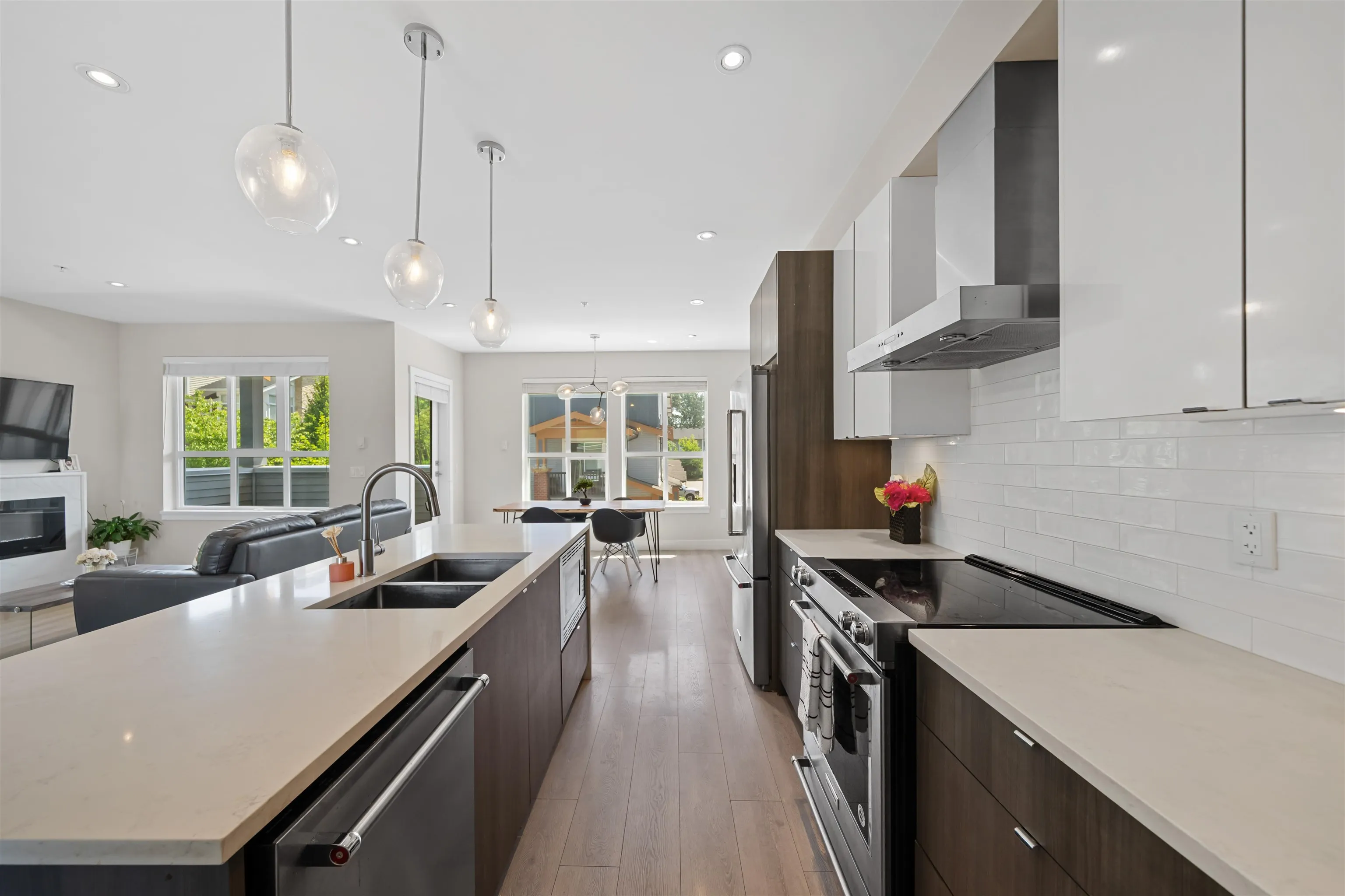 24086 104 Avenue #1