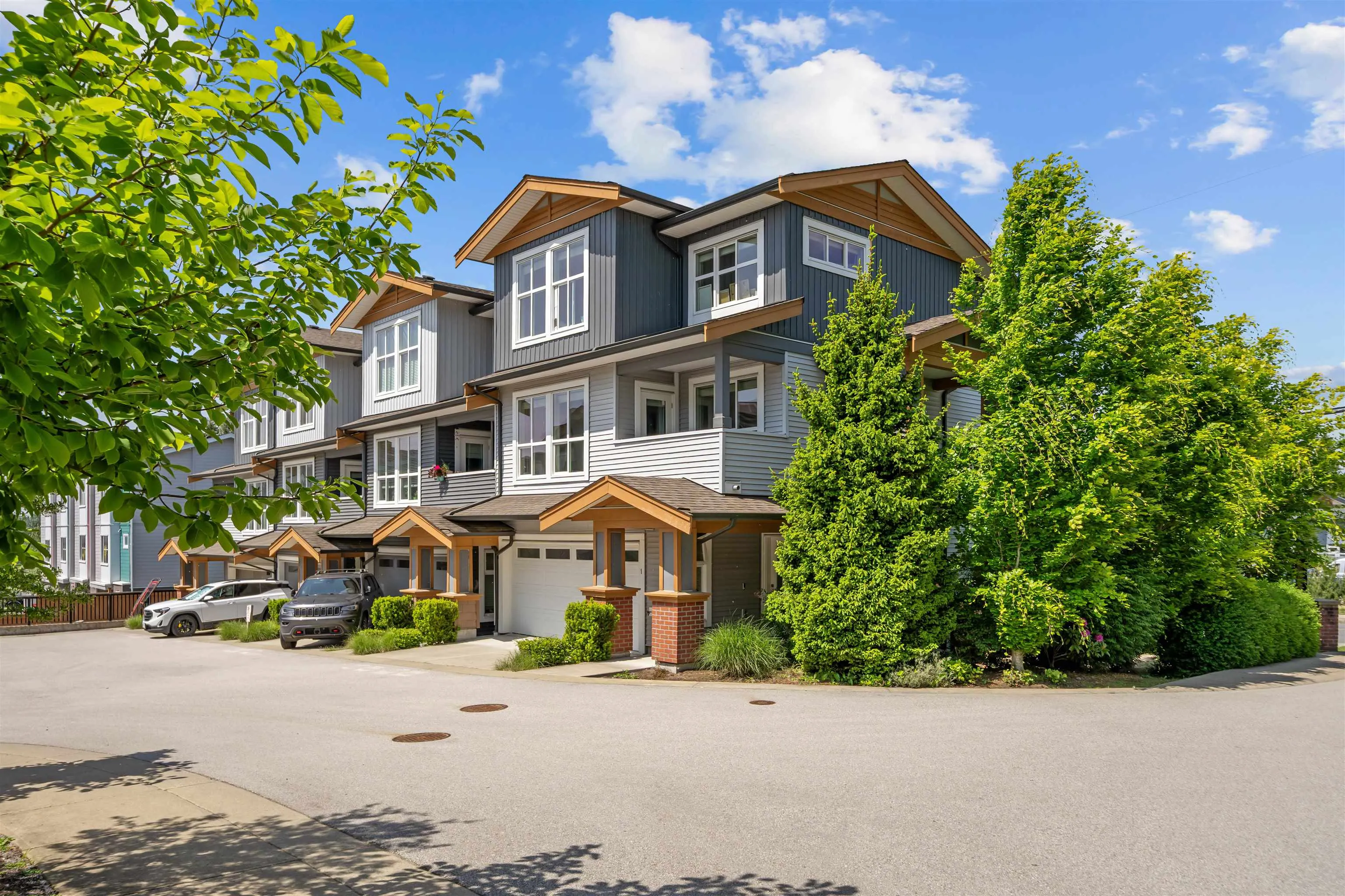 24086 104 Avenue #1