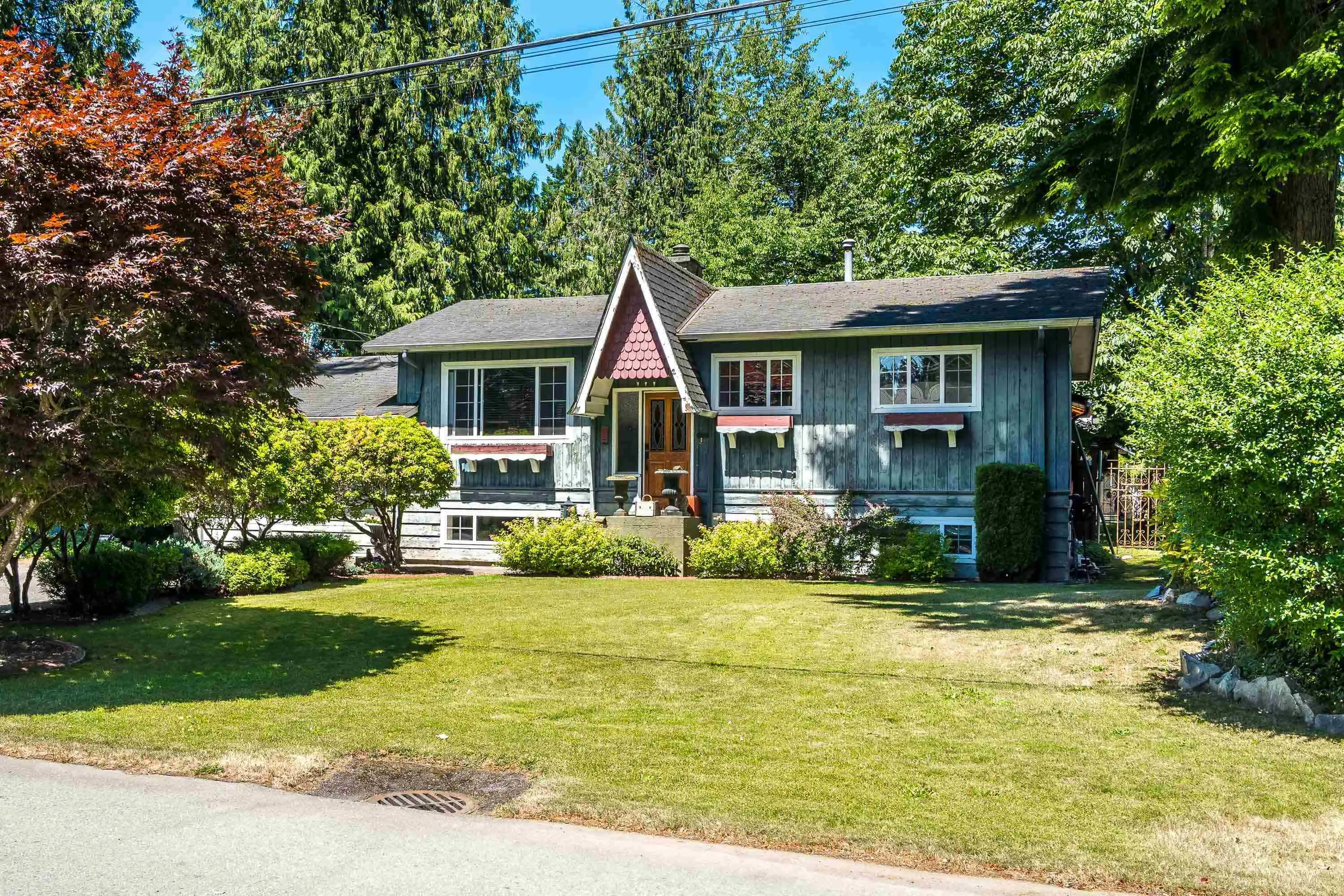34257 Woodbine Crescent