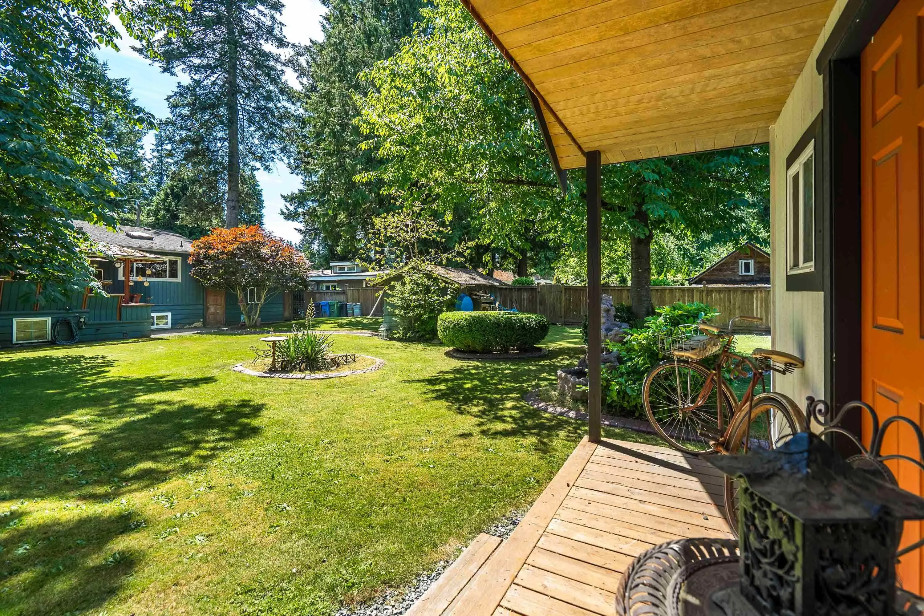 34257 Woodbine Crescent