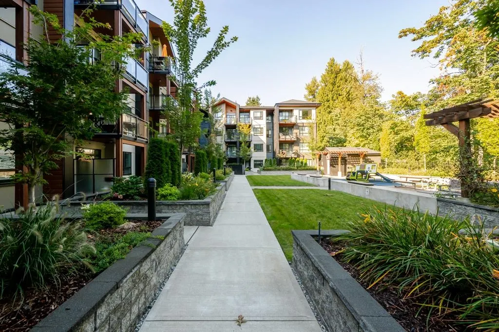 32690 14 Avenue #416