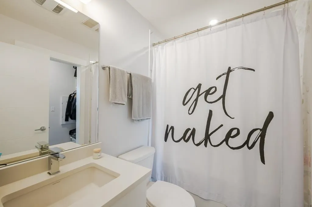32690 14 Avenue #416