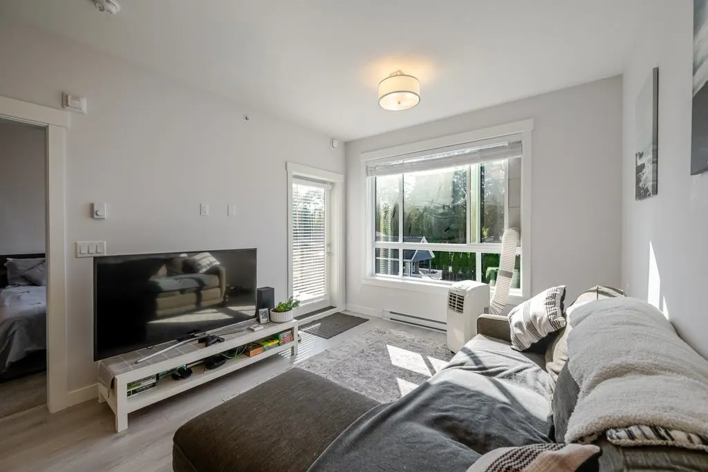 32690 14 Avenue #416