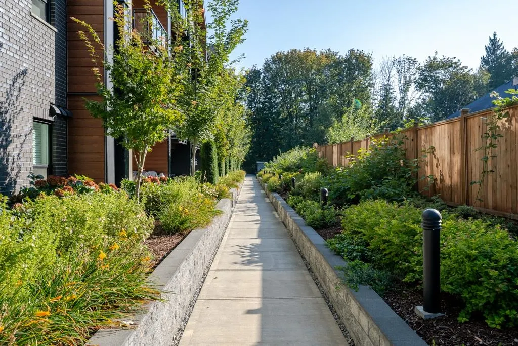 32690 14 Avenue #416