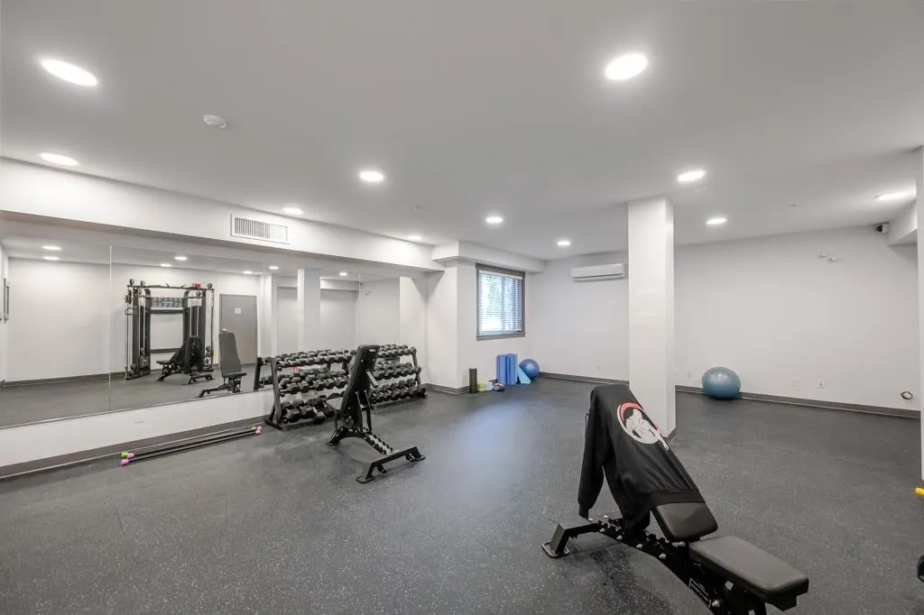 32690 14 Avenue #416