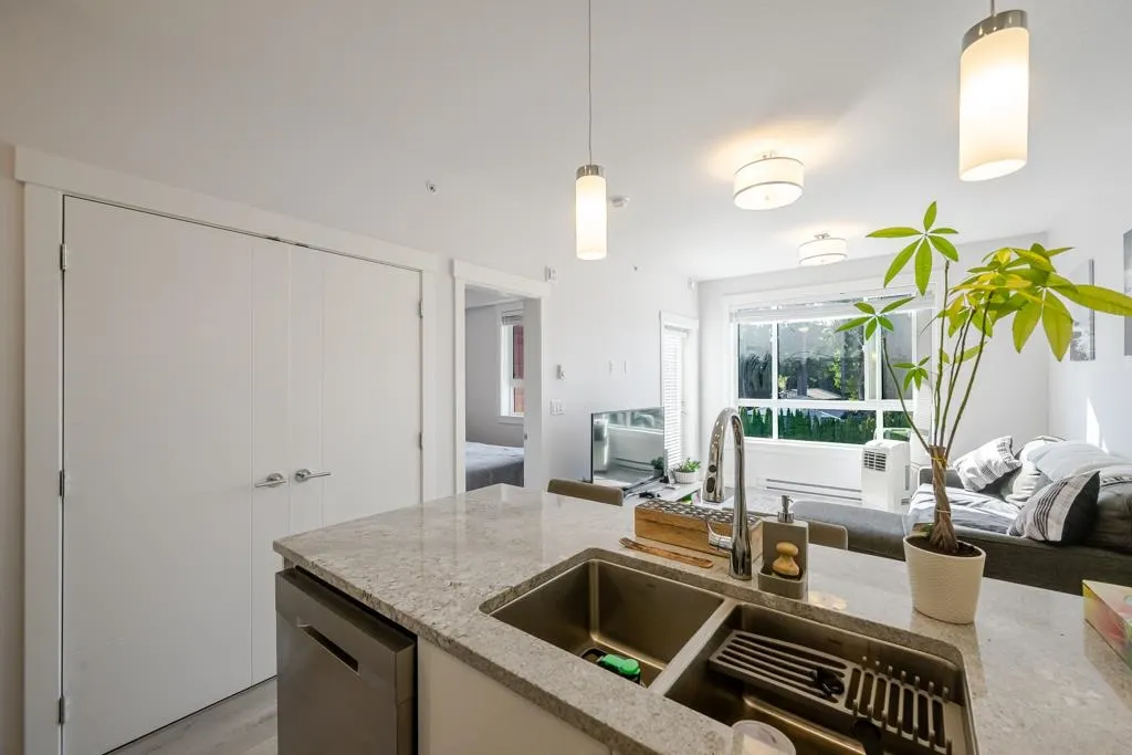 32690 14 Avenue #416