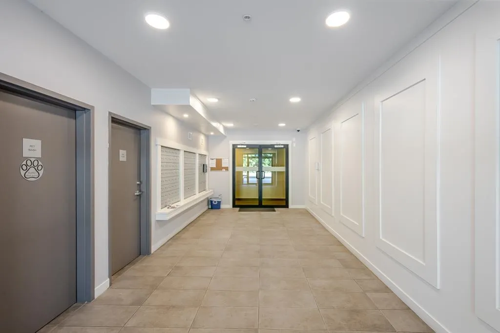 32690 14 Avenue #416