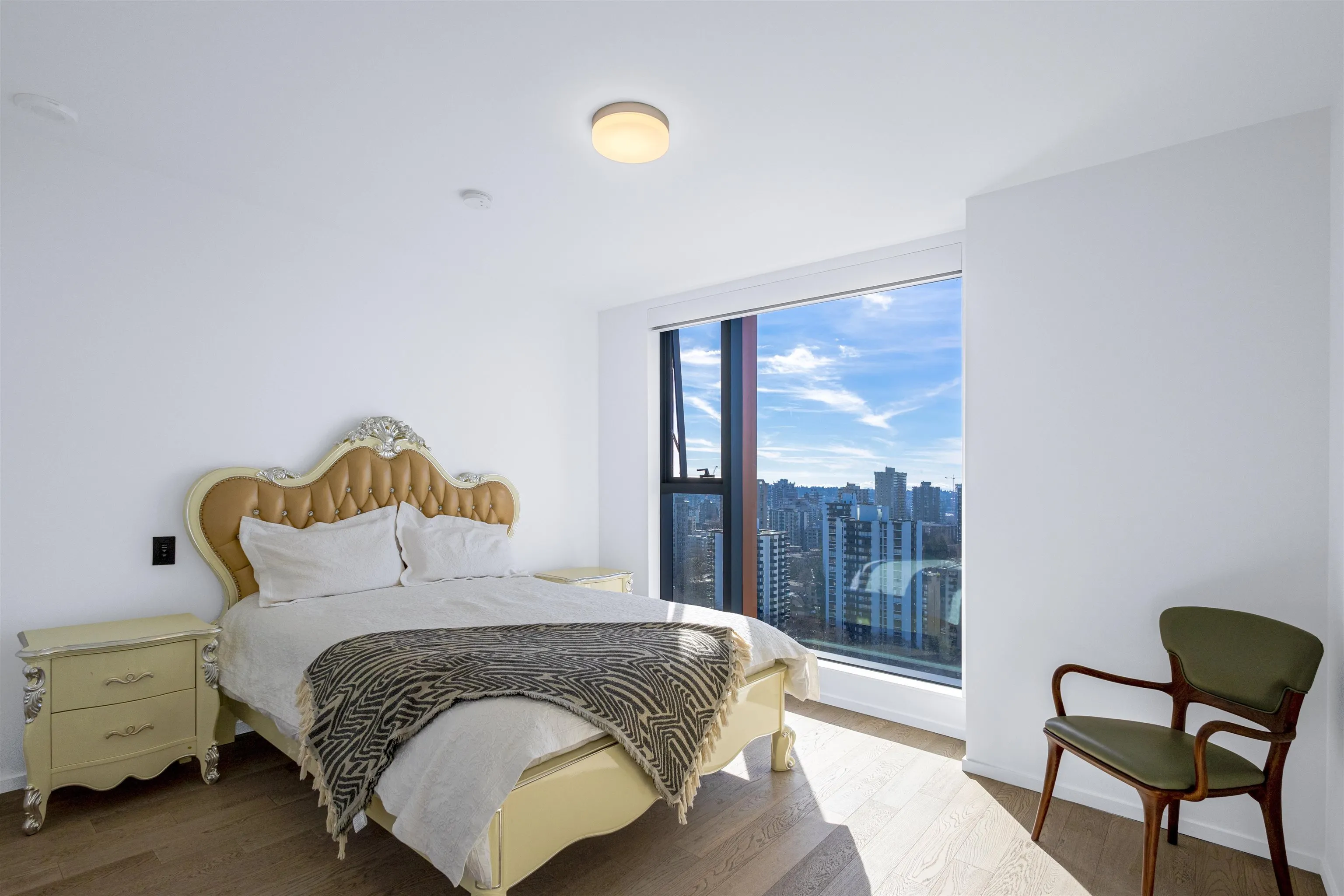 1408 Robson St #2601