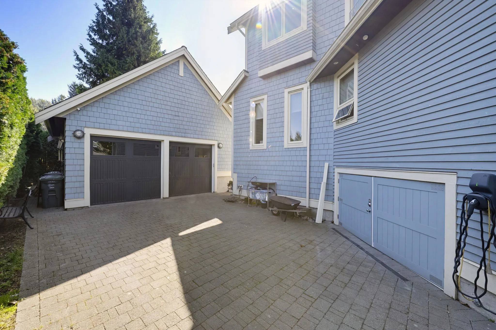 3098 Mcbride Avenue