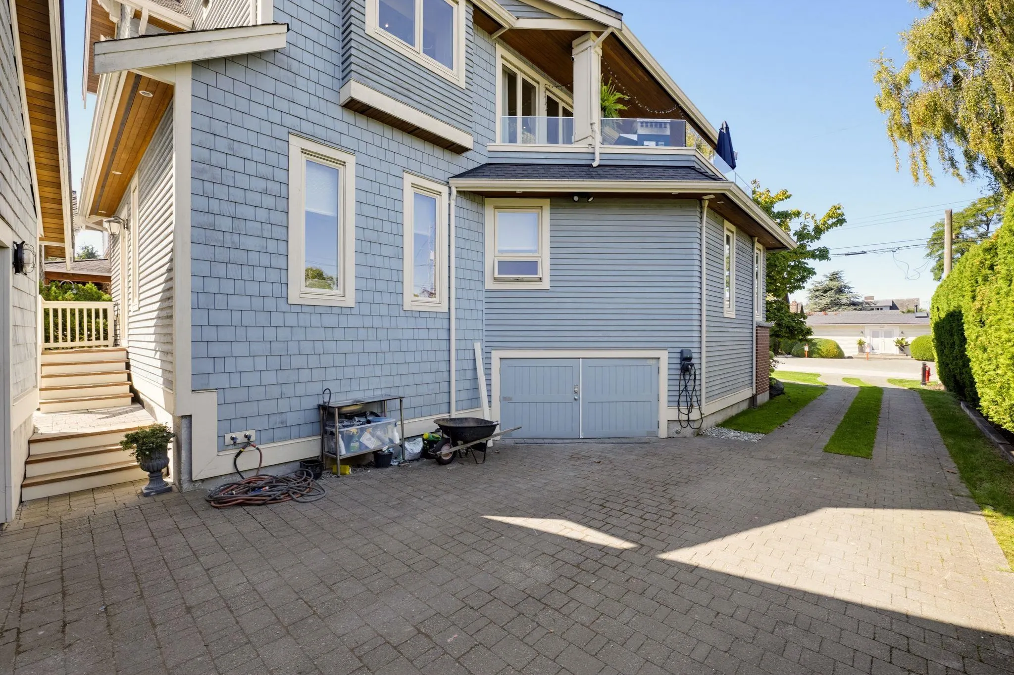 3098 Mcbride Avenue