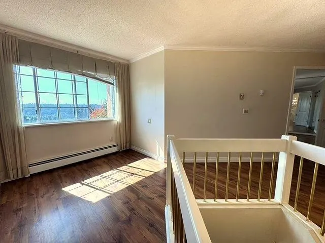 92 Ravine Drive