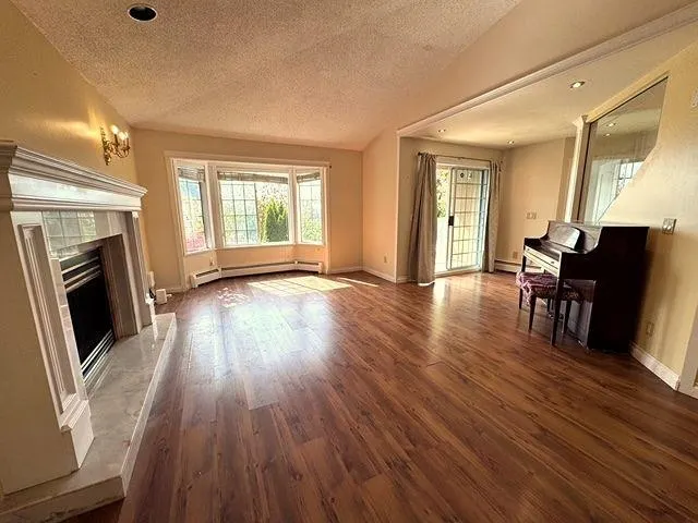 92 Ravine Drive