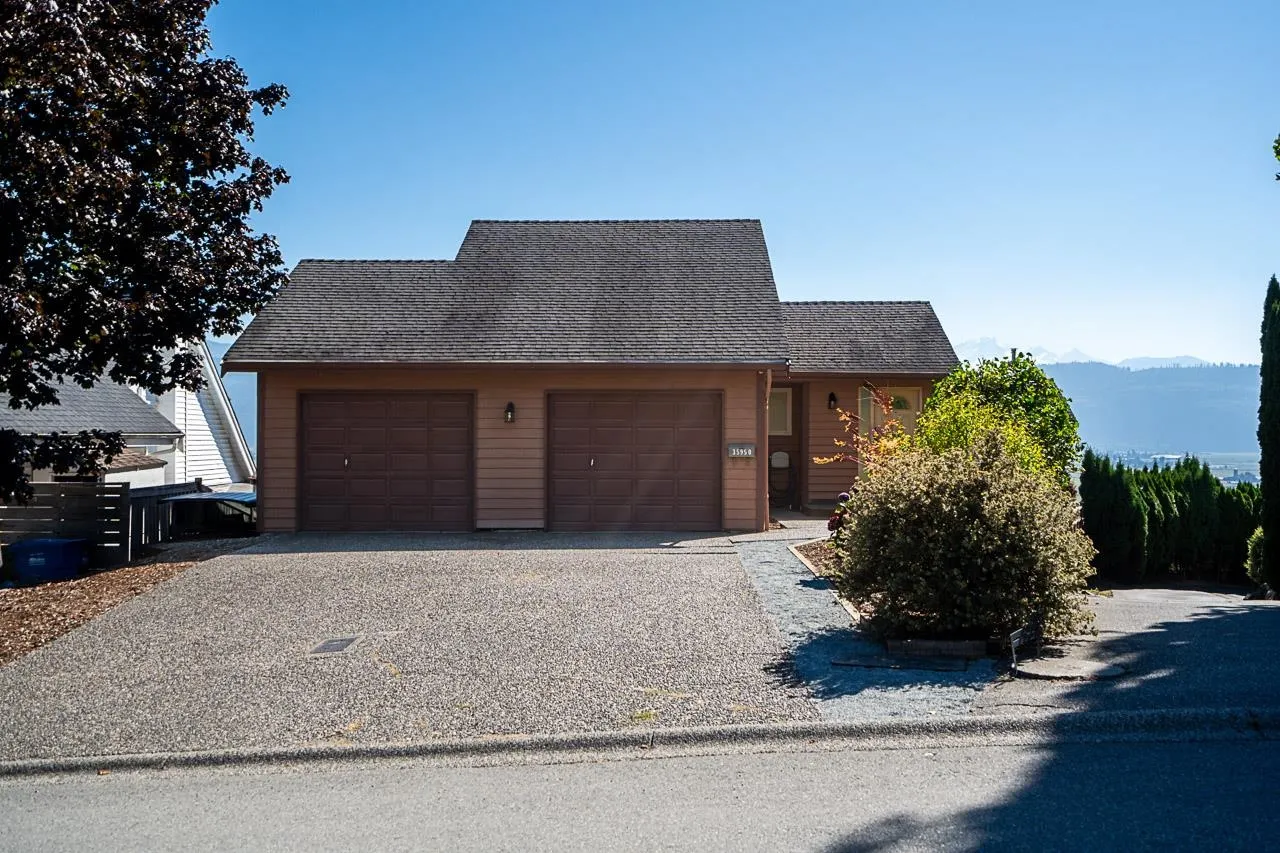 35950 Eaglecrest Place