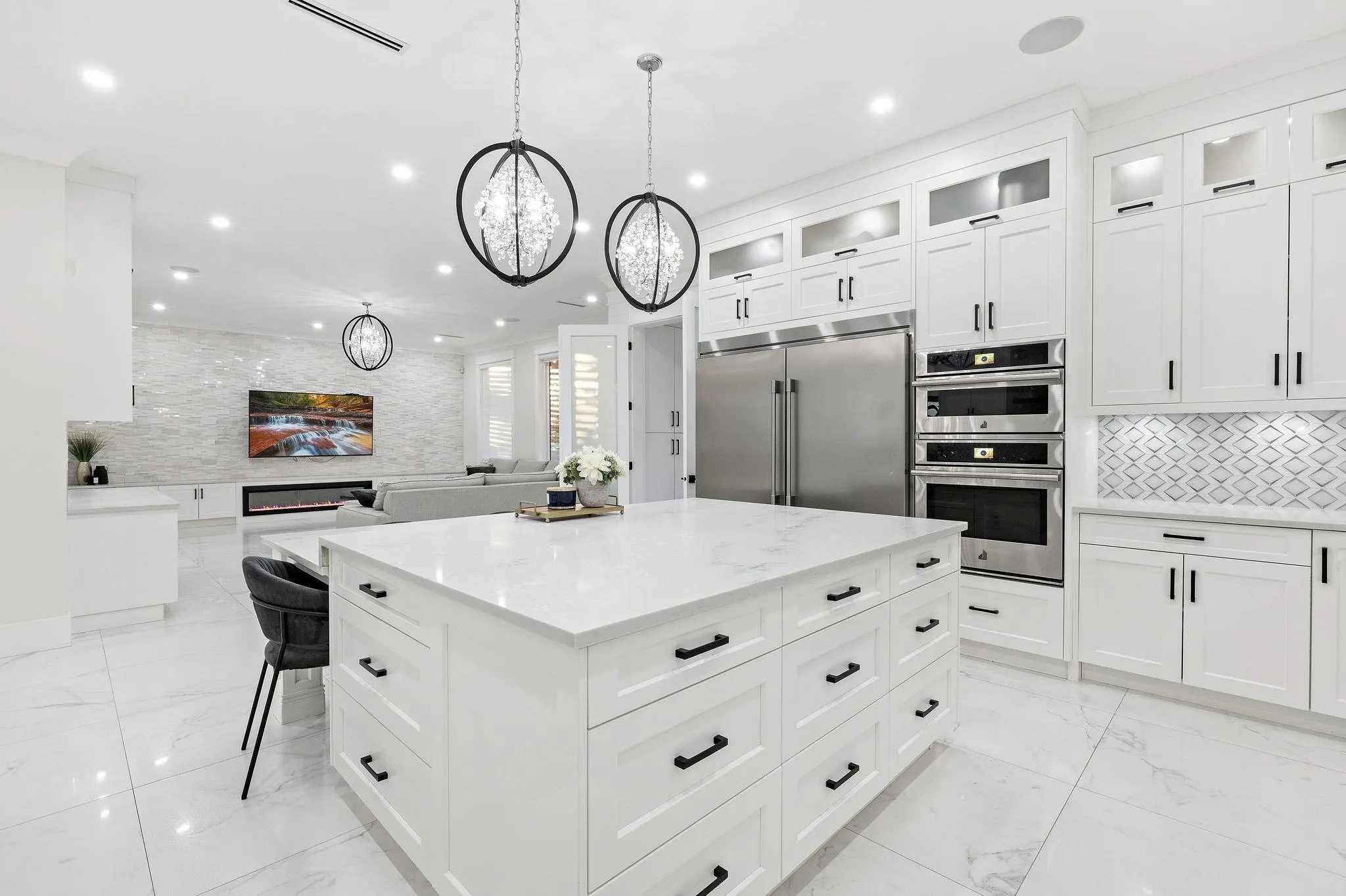 18065 58a Avenue