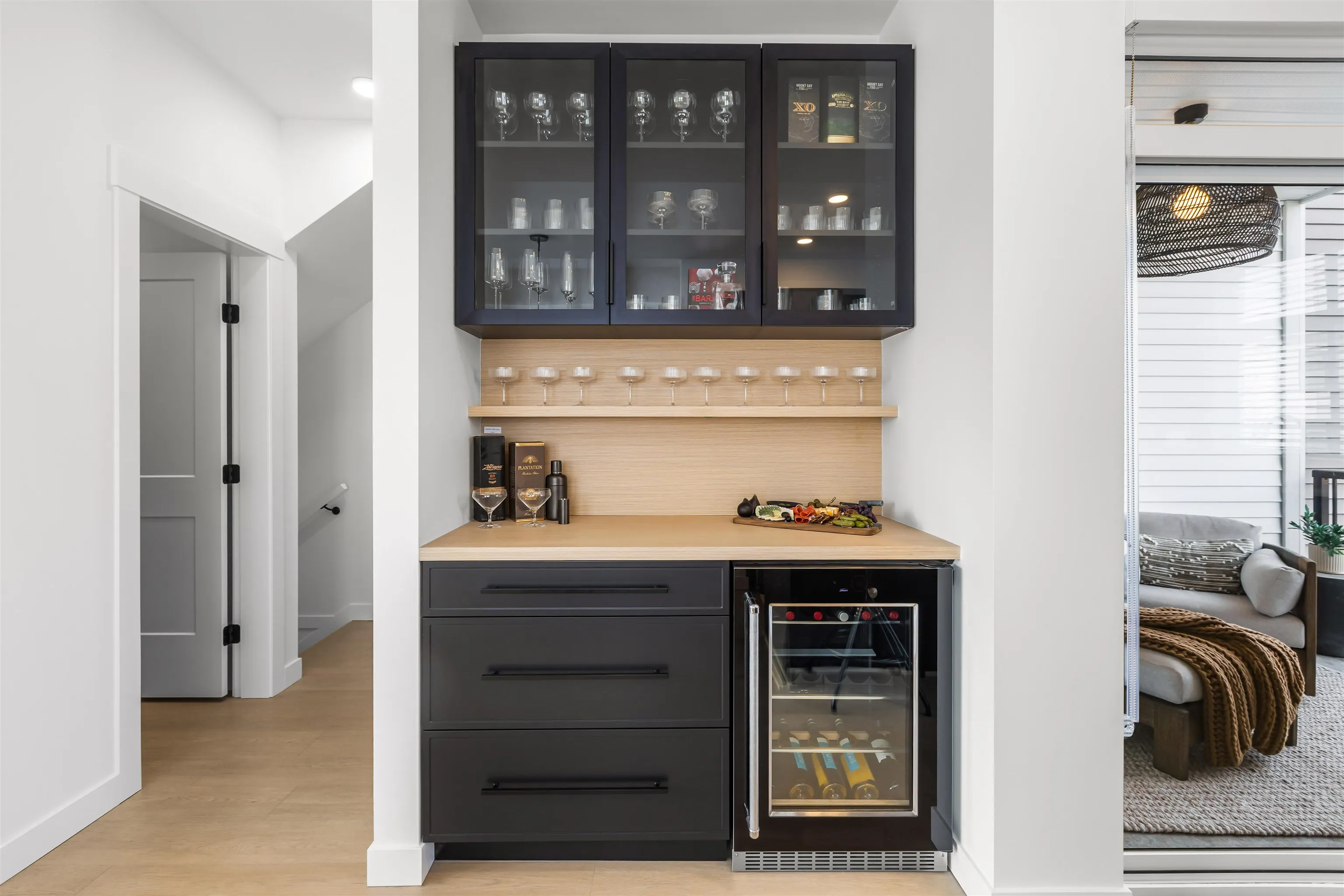 2891 Montrose Avenue #29