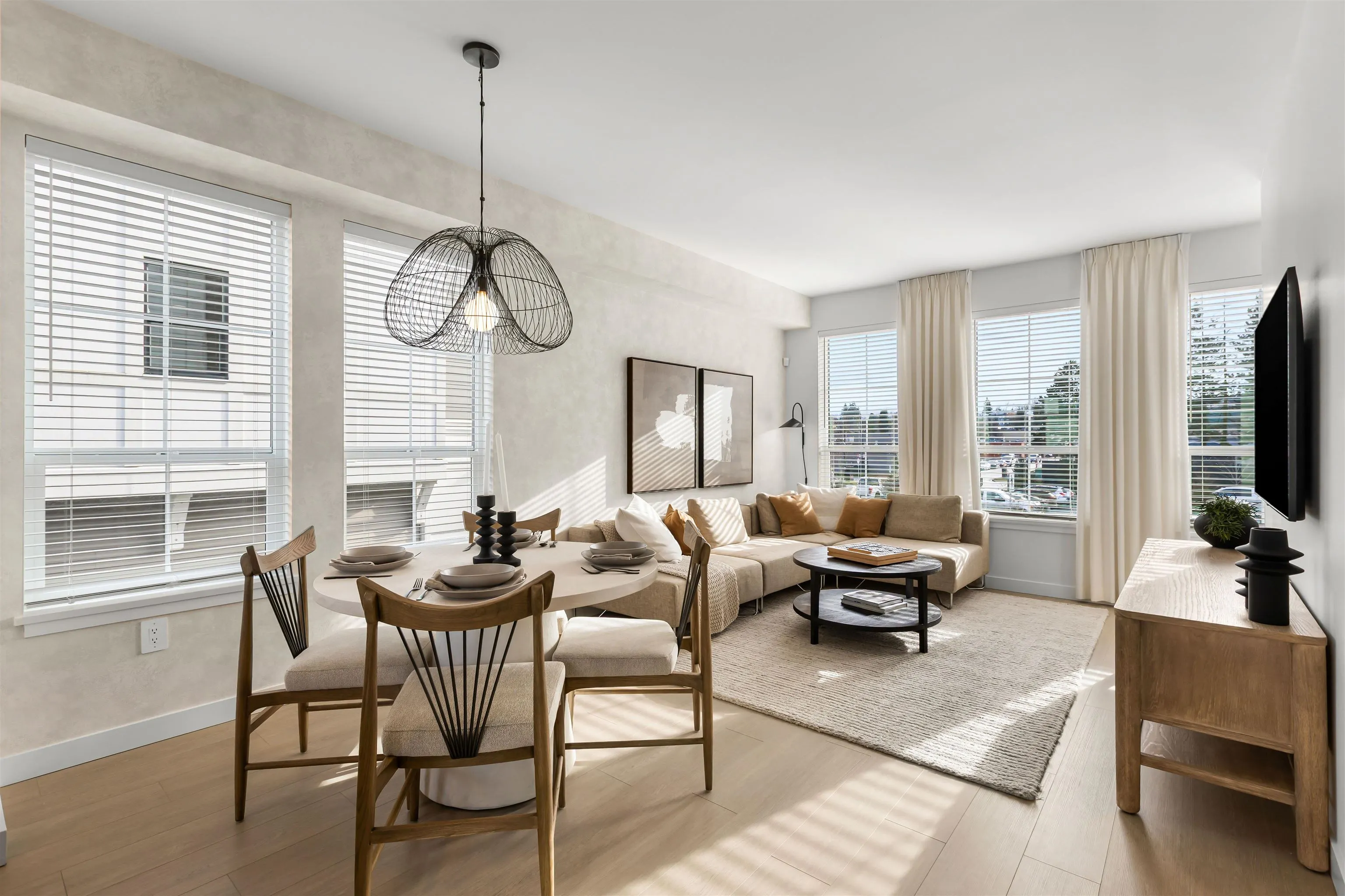 2891 Montrose Avenue #29
