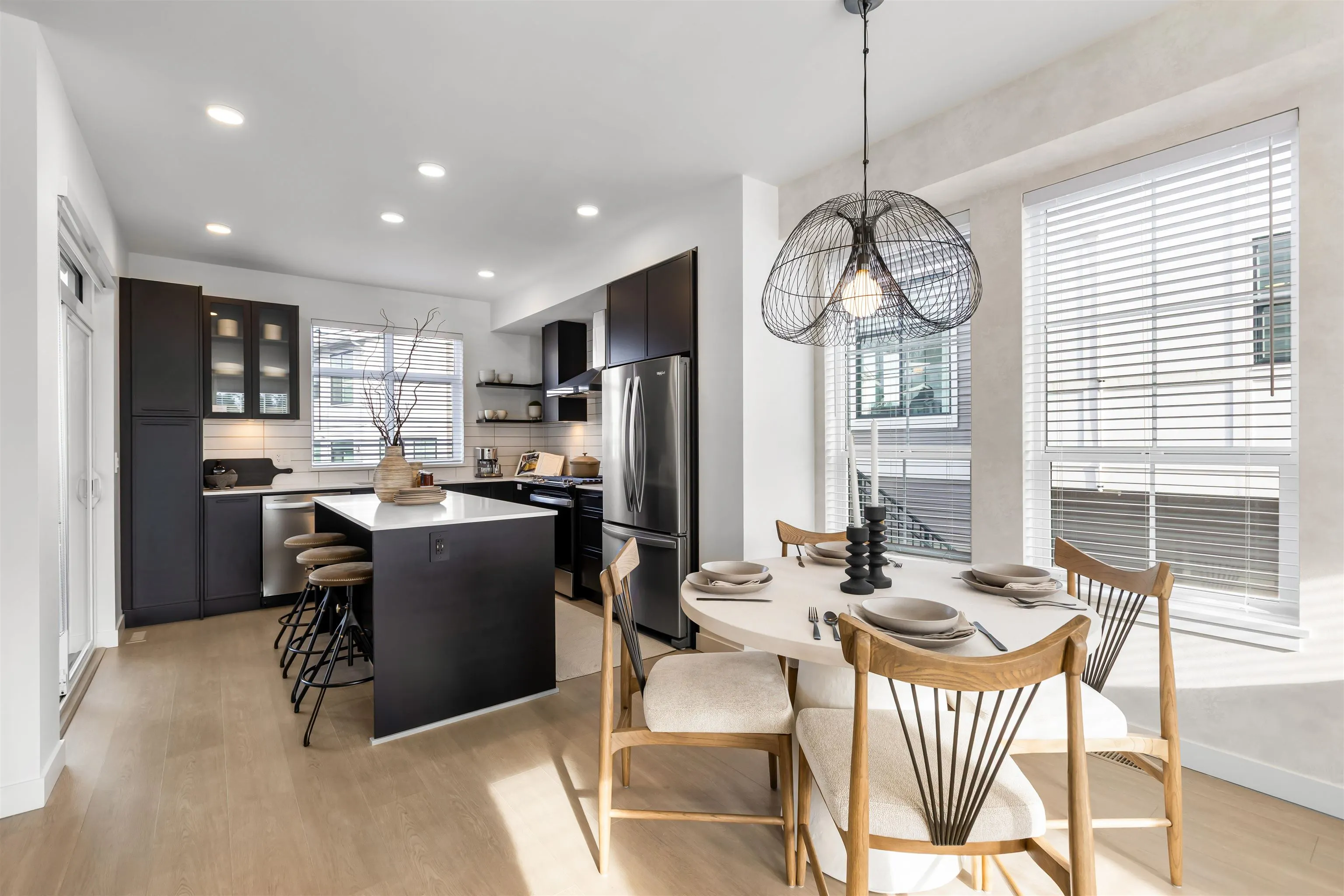 2891 Montrose Avenue #29