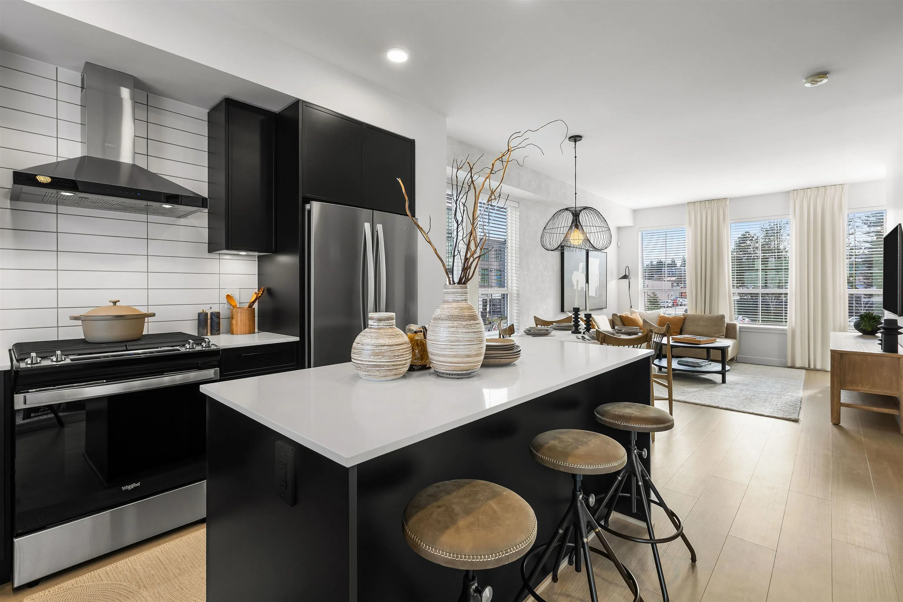 2891 Montrose Avenue #29