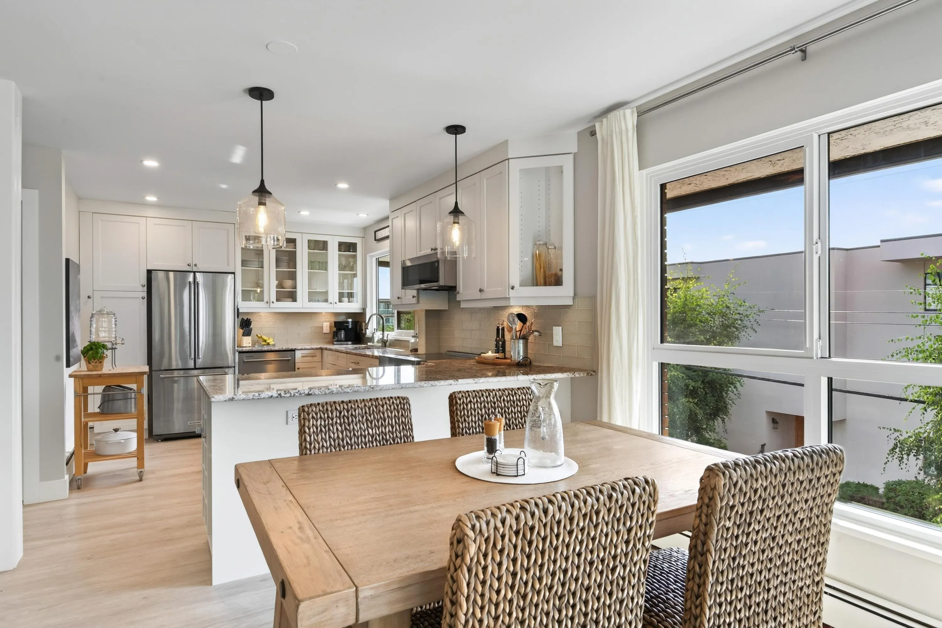 1290 Martin Street #302