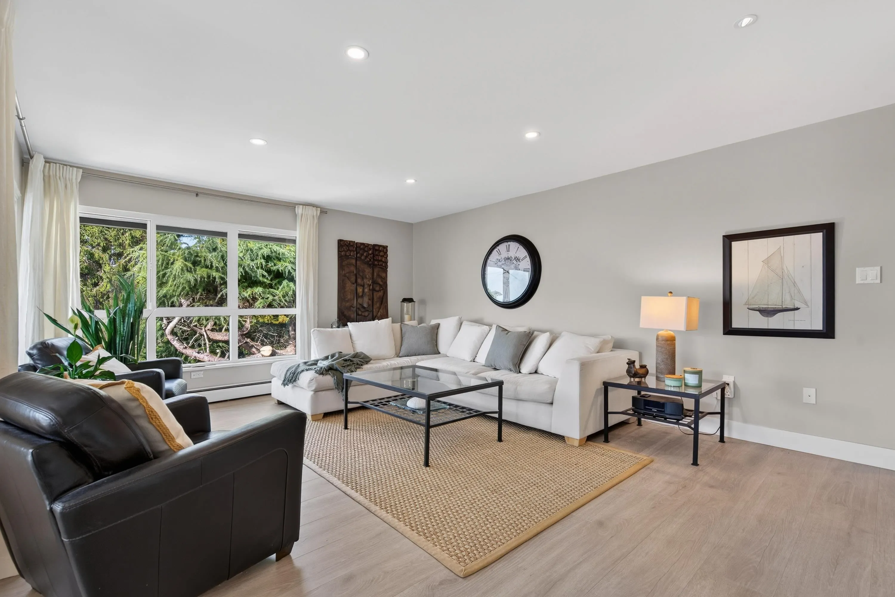 1290 Martin Street #302
