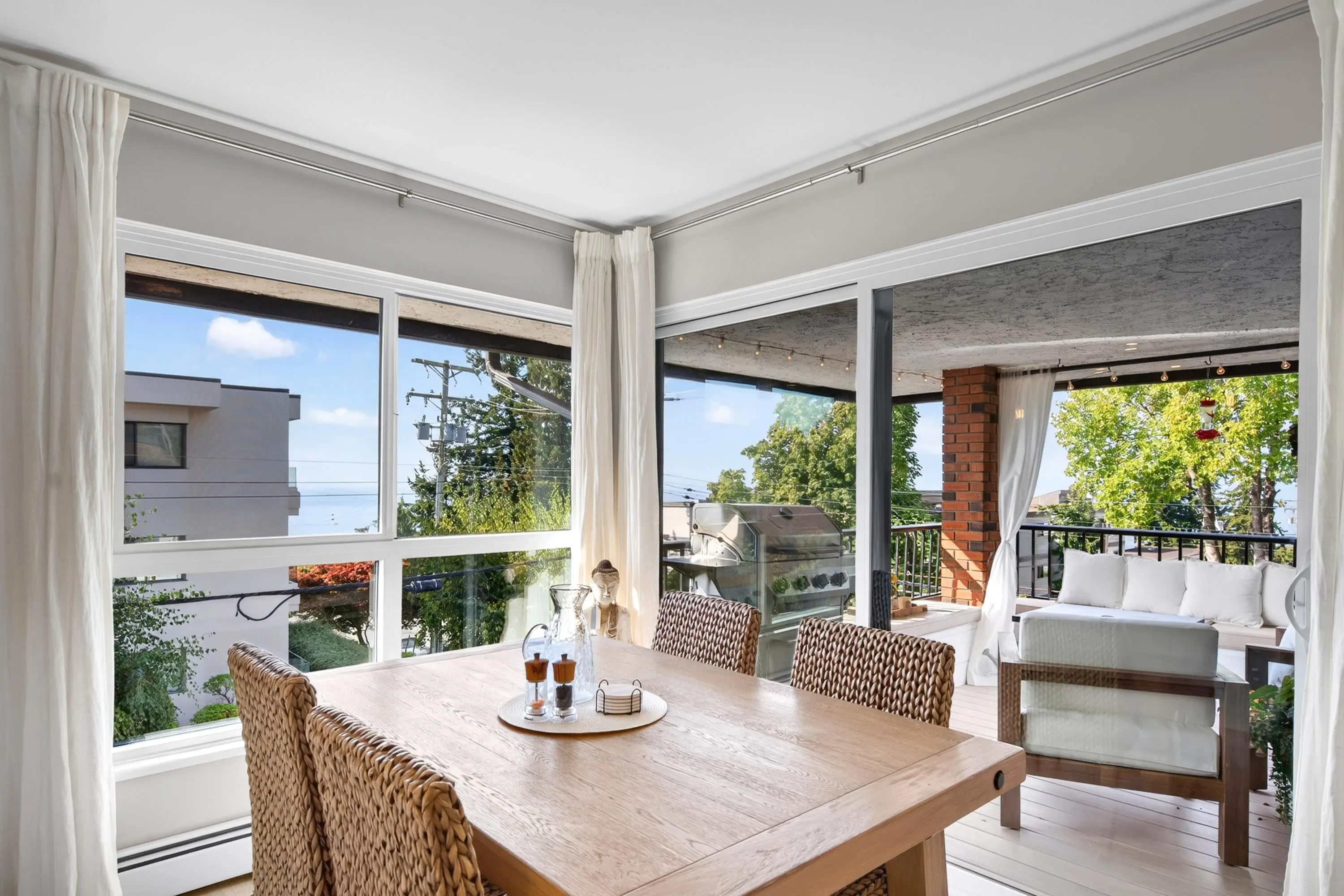 1290 Martin Street #302