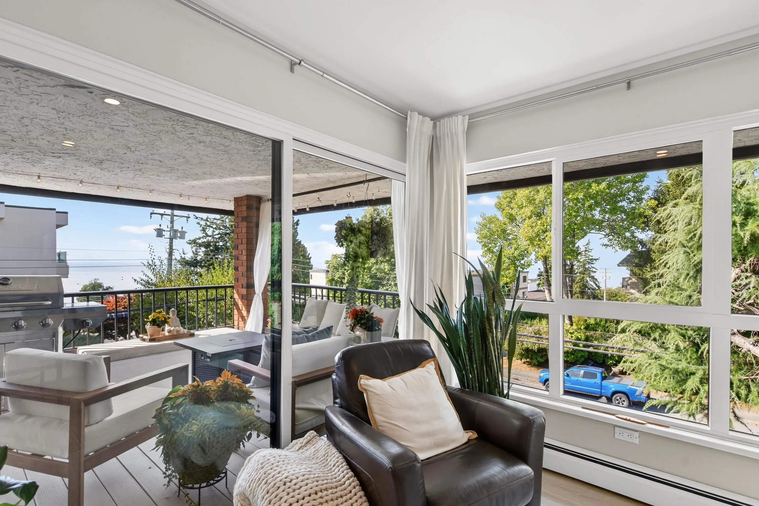 1290 Martin Street #302