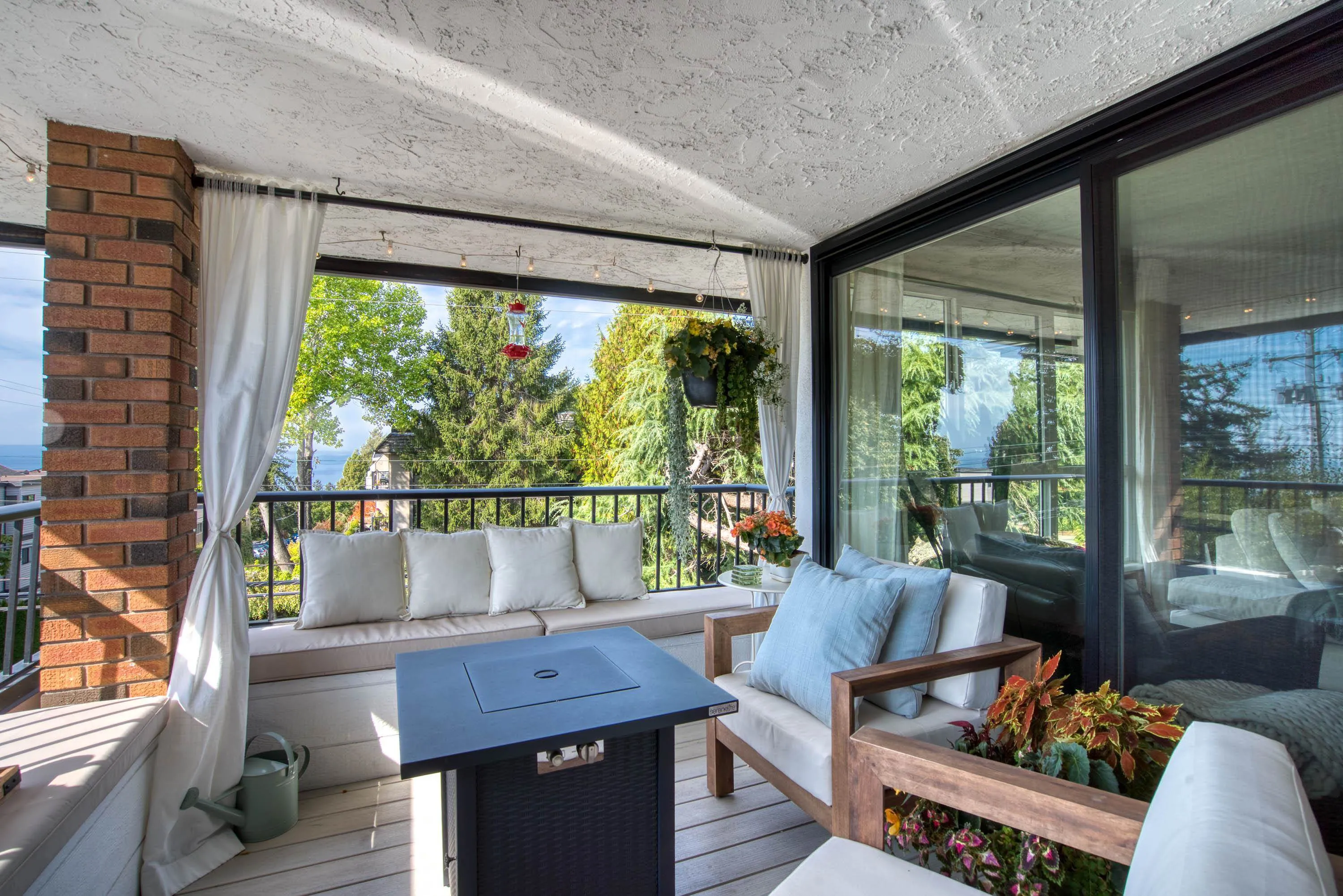1290 Martin Street #302