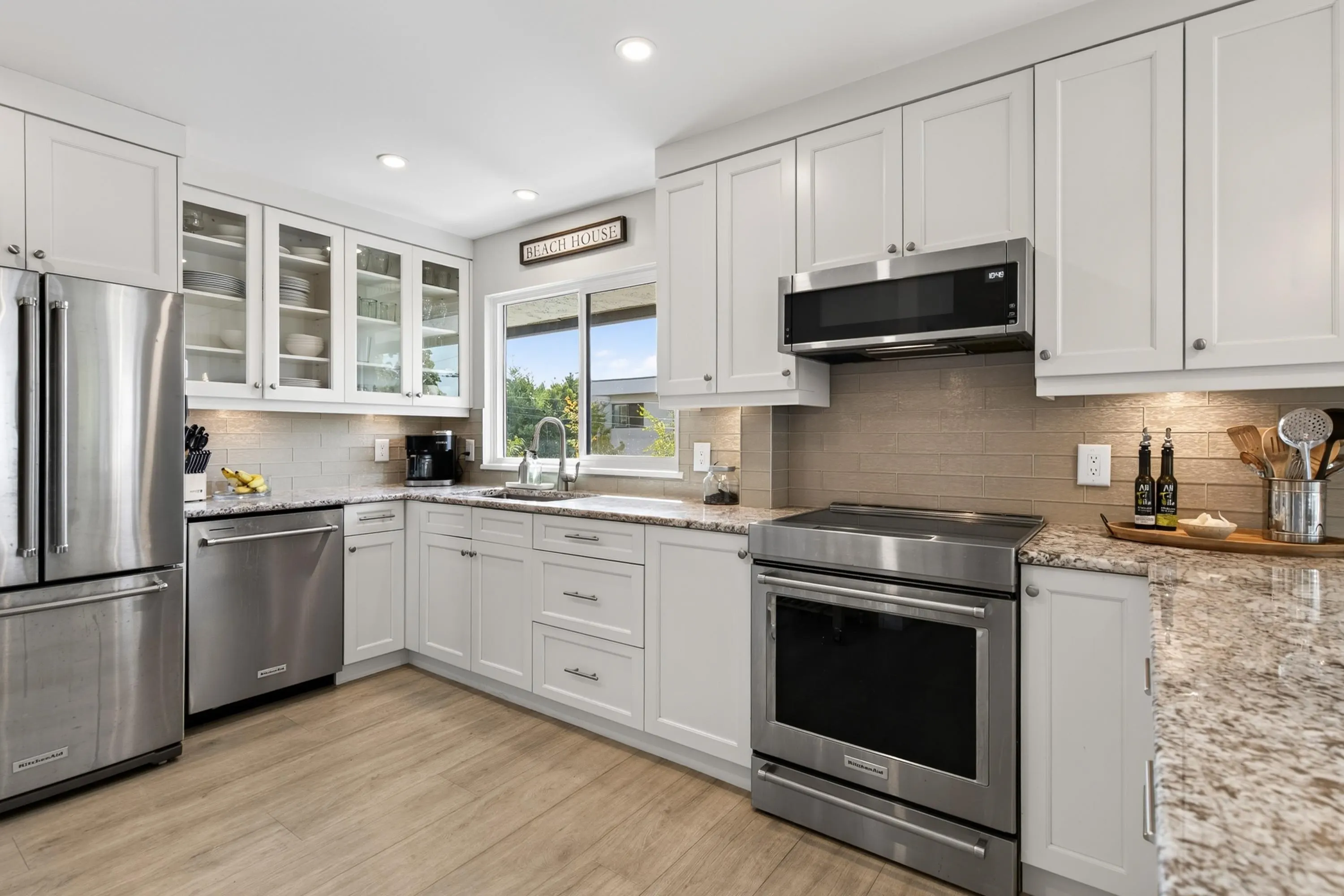 1290 Martin Street #302