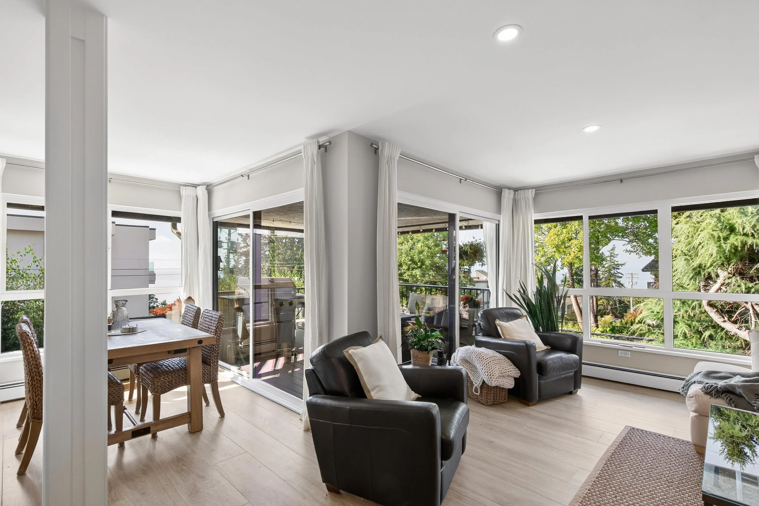 1290 Martin Street #302