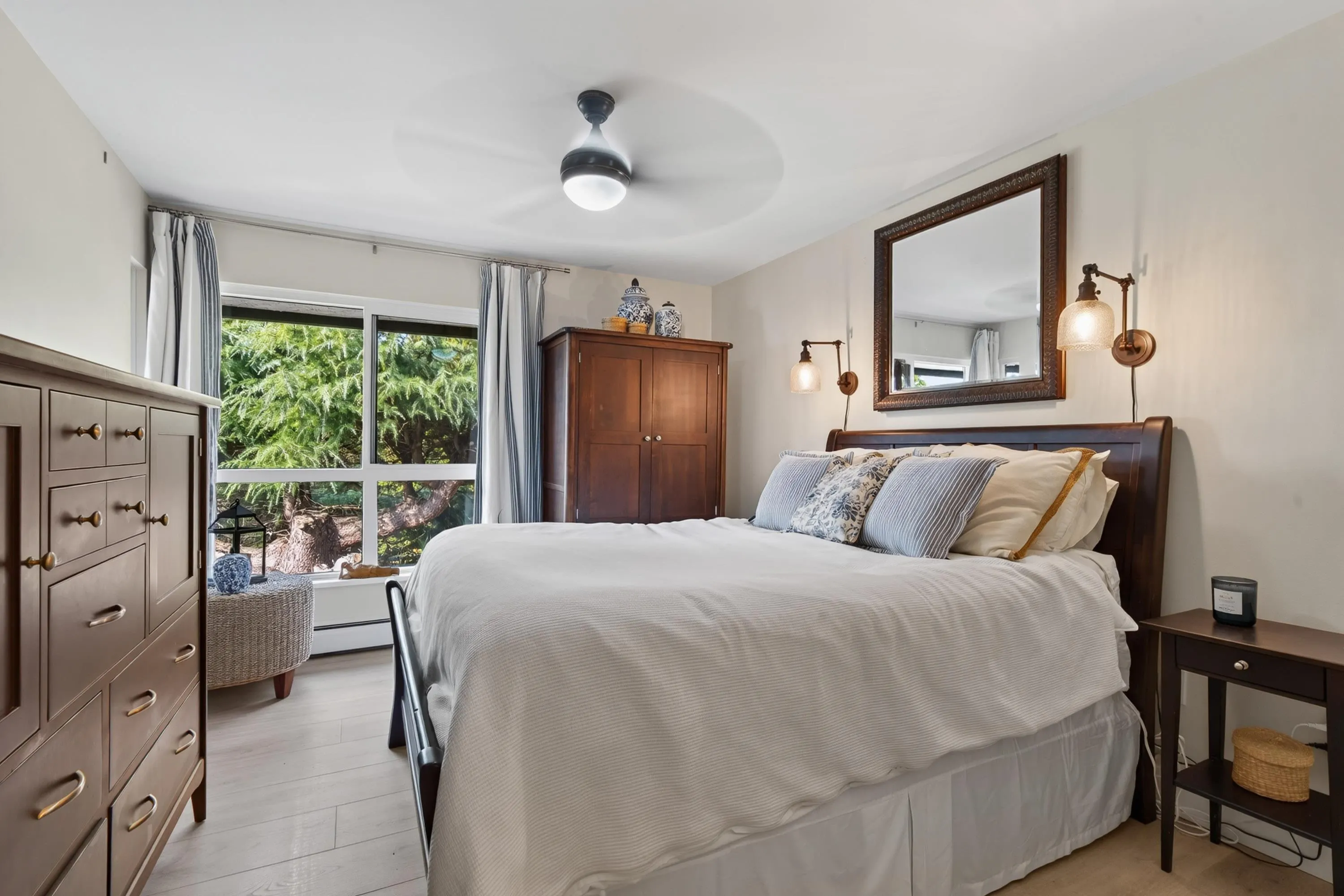 1290 Martin Street #302
